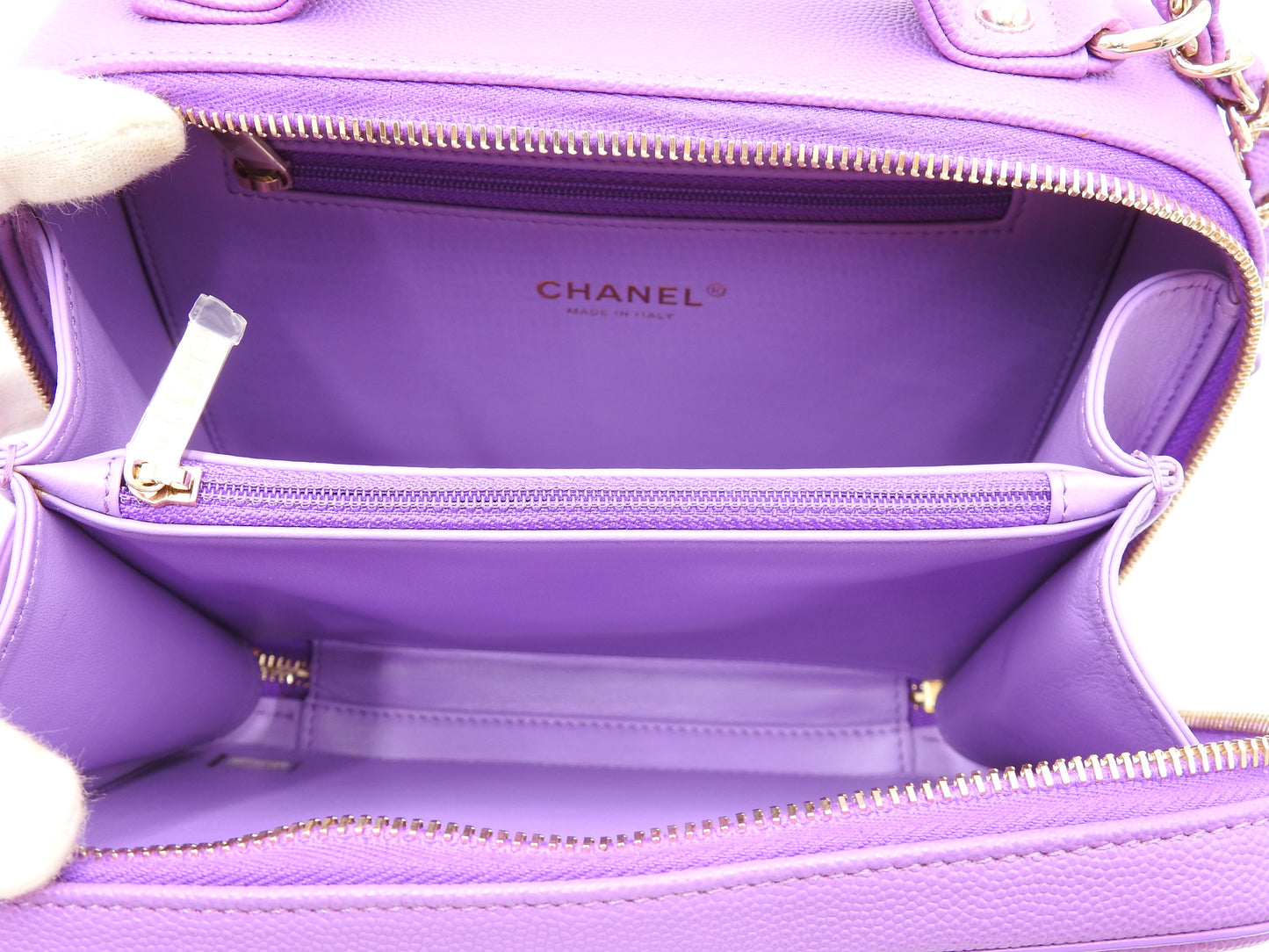 CHANEL CC Filigree Matelasse Shoulder Vanity Bag Caviarskin Purple A93343
