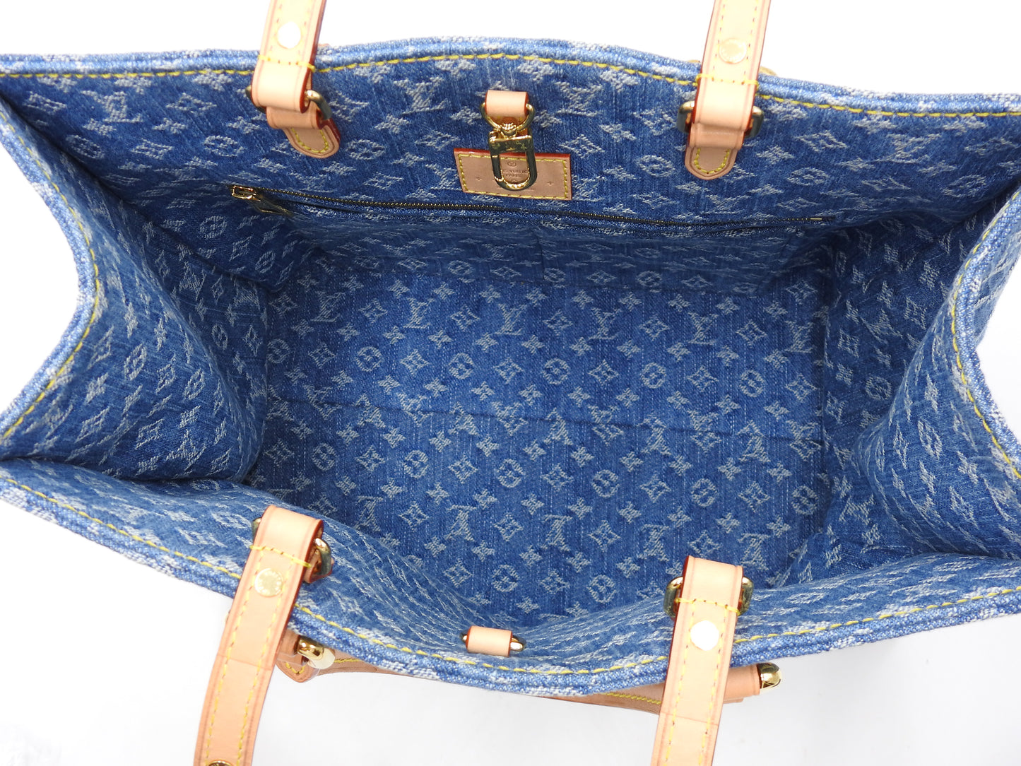 LOUIS VUITTON LV Remix Monogram Denim OnTheGo MM Shoulder Tote Bag M46871