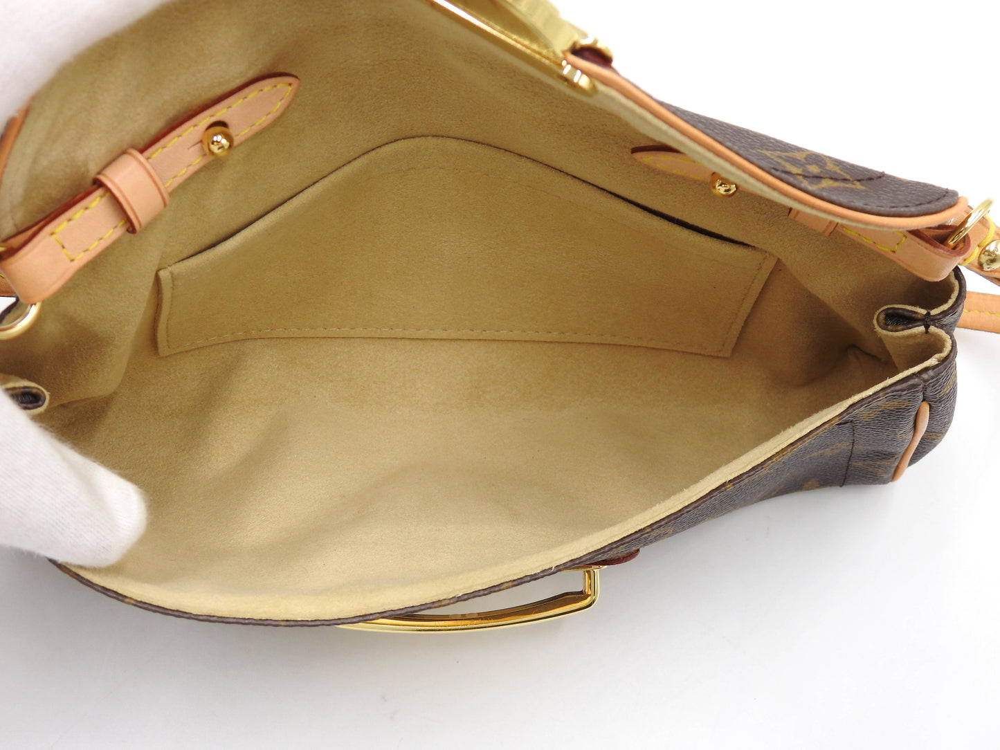 LOUIS VUITTON Pochette Beverly Shoulder Bag Monogram Canvas M40122