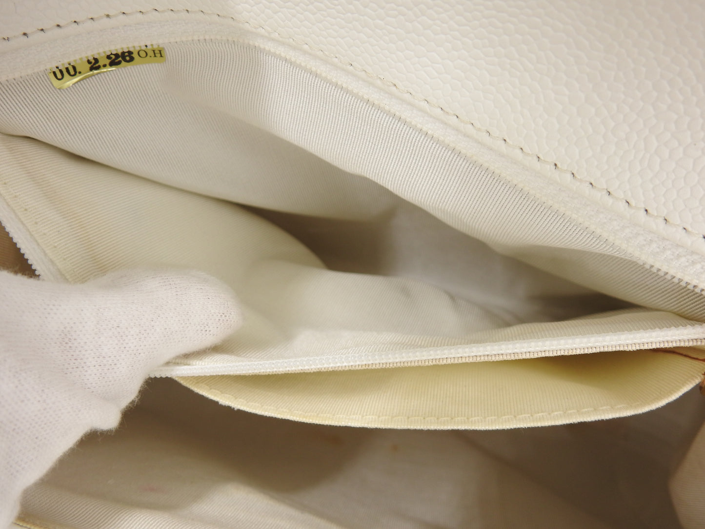 CHANEL CC Kelly Flap Wood Hand Bag Caviarskin Leather White