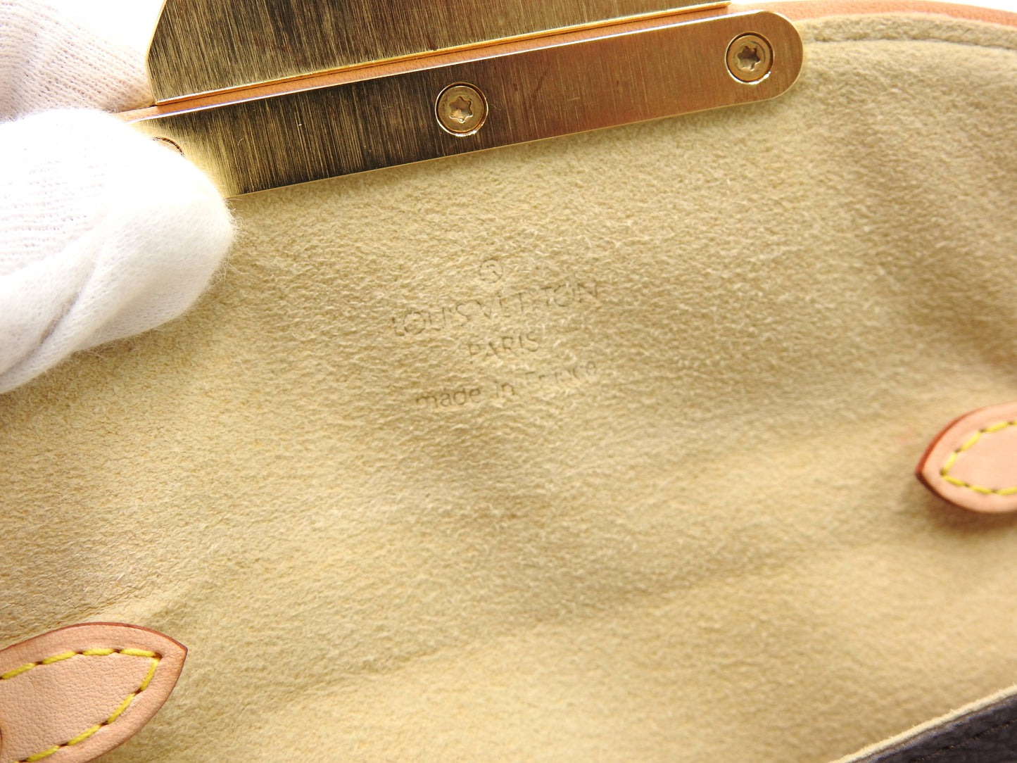 LOUIS VUITTON Pochette Beverly Shoulder Bag Monogram Canvas M40122