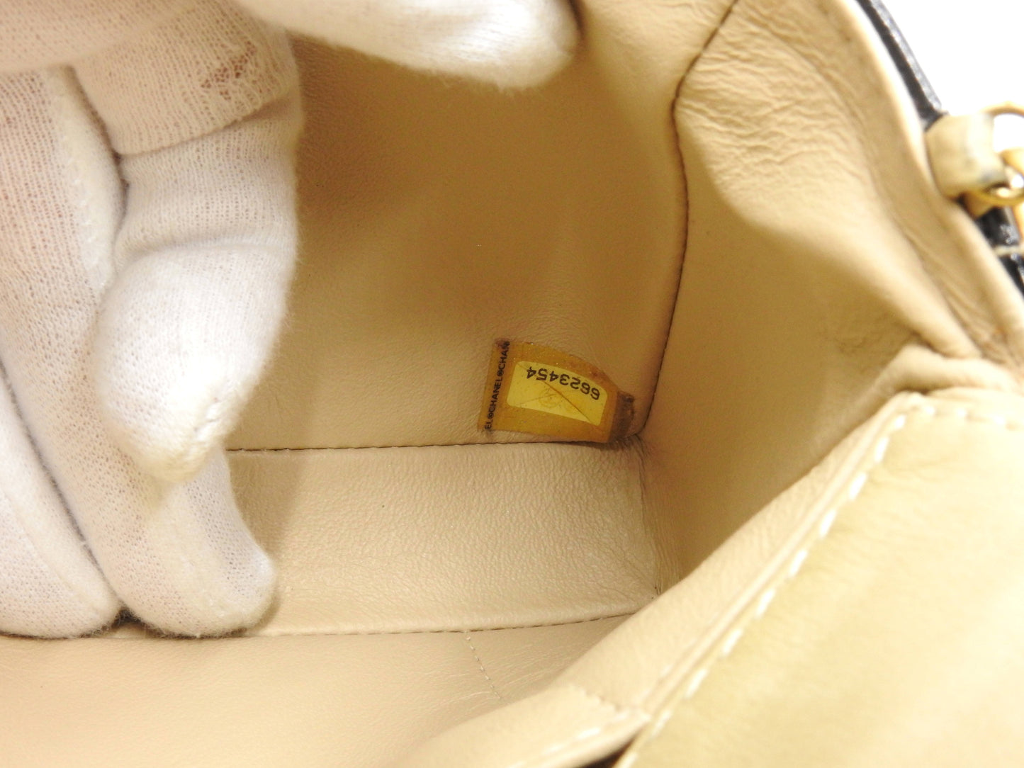 CHANEL Chocolate Bar Chain Shoulder Bag Lambskin Patent Beige Black A15316