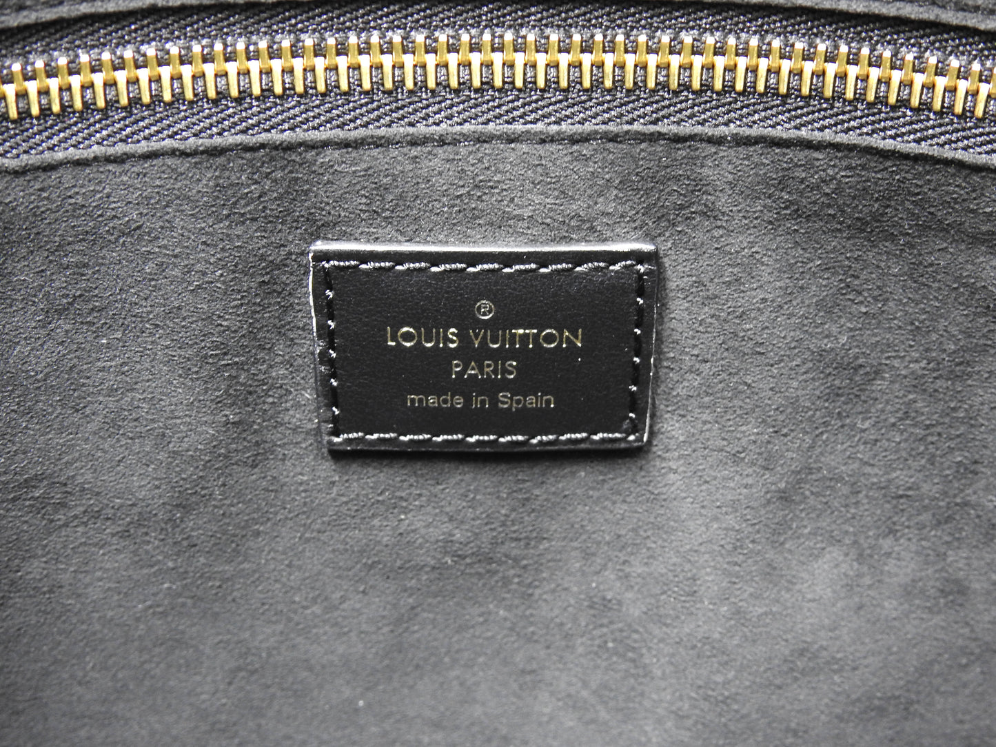 LOUIS VUITTON Monogram Empreinte Broderies Neverfull MM Tote Bag M46039