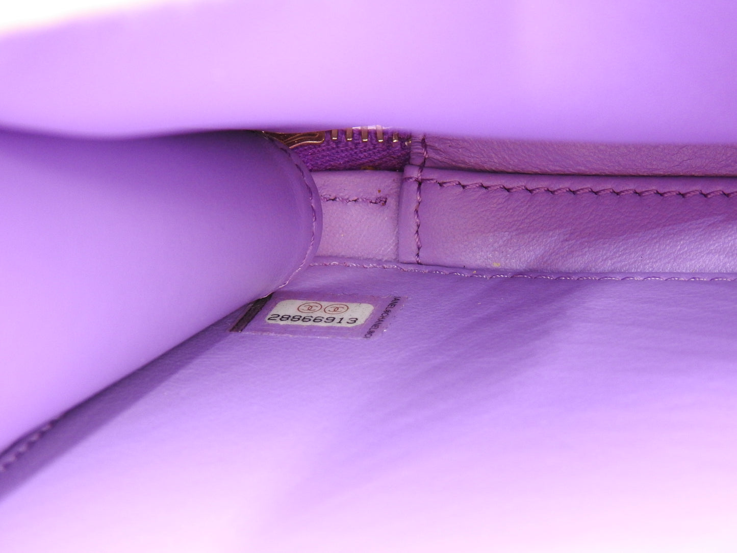 CHANEL CC Filigree Matelasse Shoulder Vanity Bag Caviarskin Purple A93343