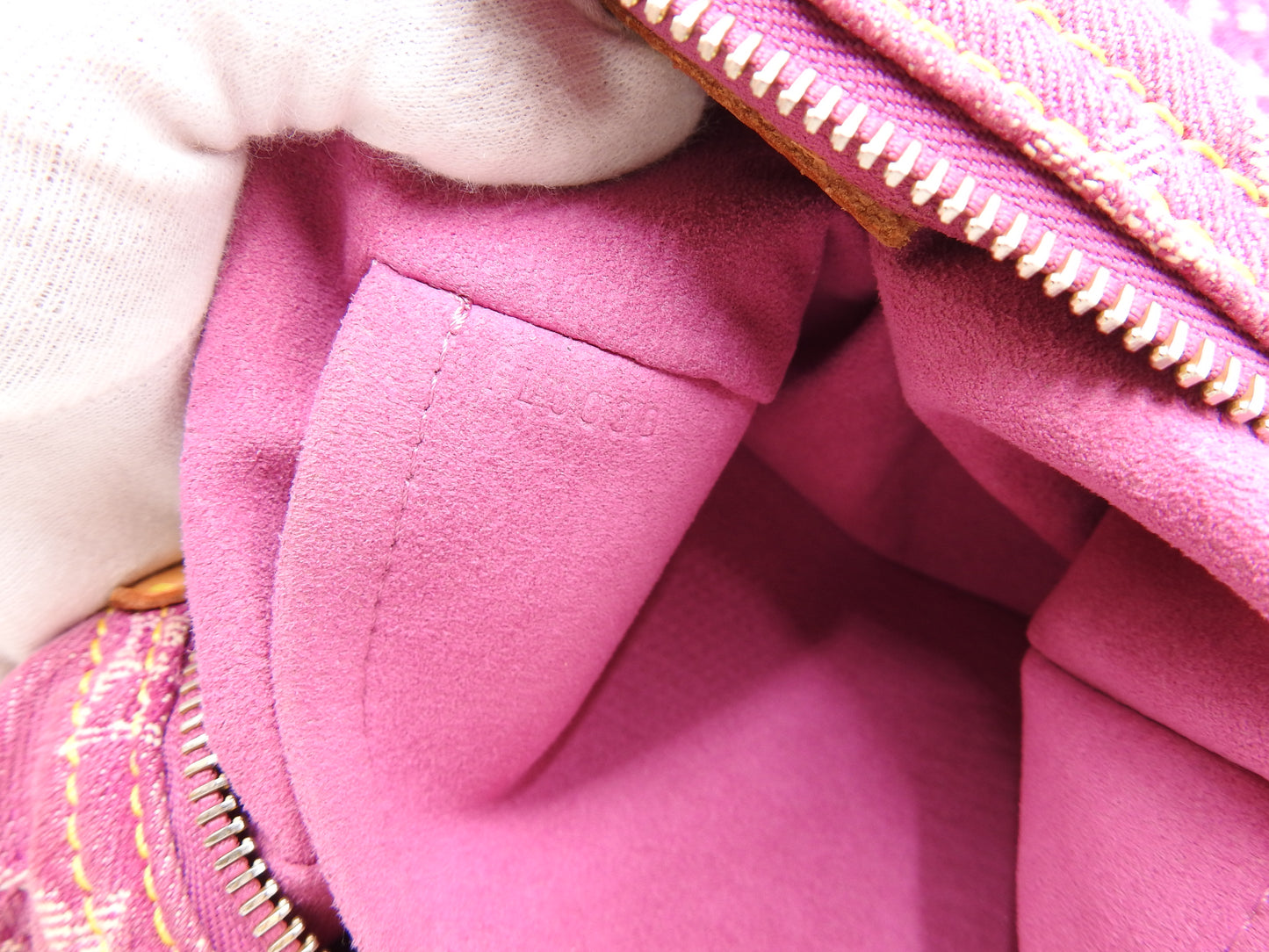 LOUIS VUITTON Baggy PM Monogram Denim Shoulder Bag Fuchsia Pink M95210