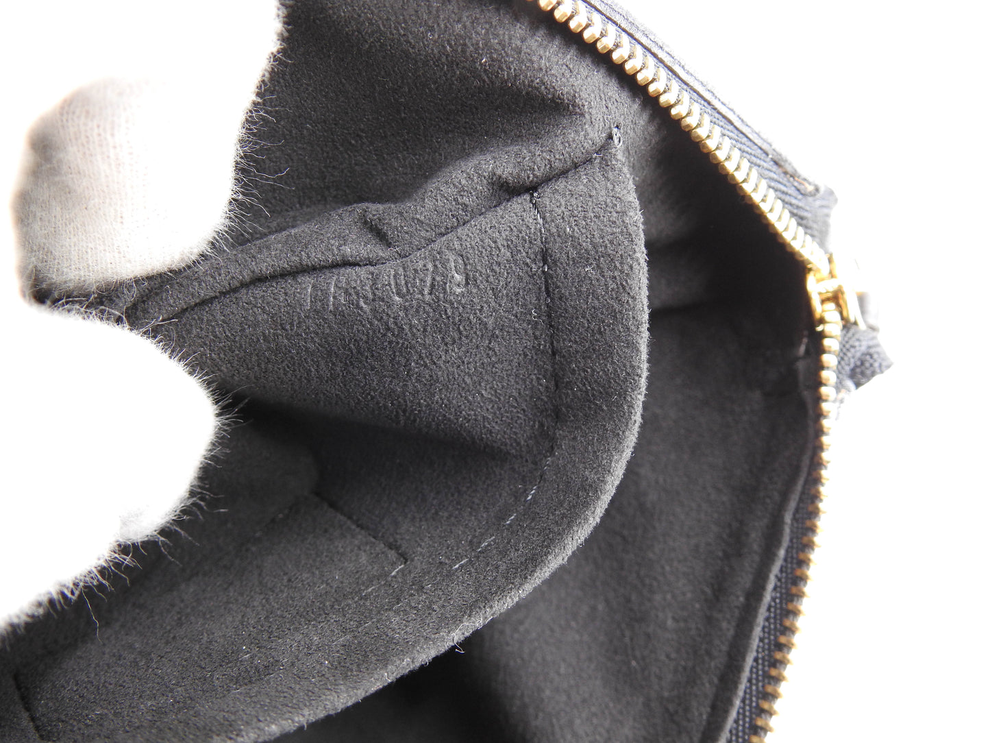 LOUIS VUITTON Monogram Eclipse Sequins Pochette Accessories Black M40247