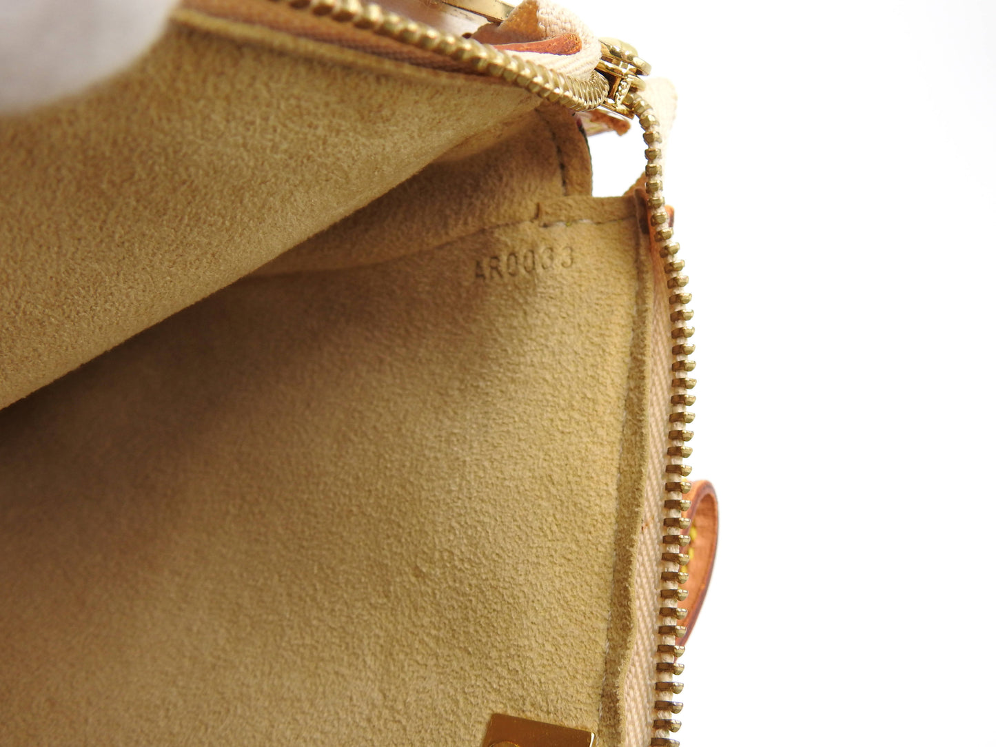 LOUIS VUITTON Monogram Cherry Blossom Pochette Accessories M92006