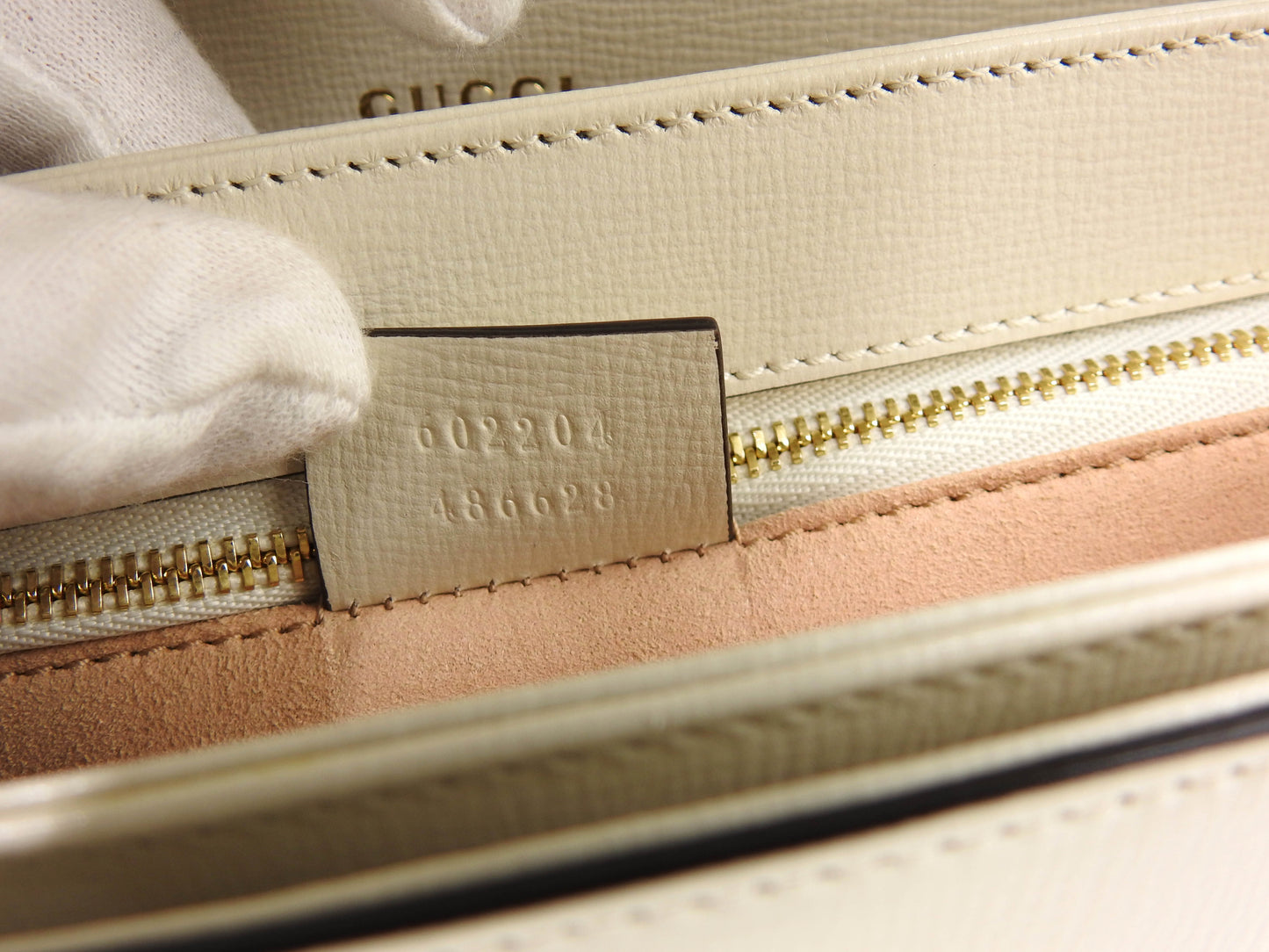 GUCCI Horsebit 1955 Shoulder Bag Leather White Gold Hardware 602204