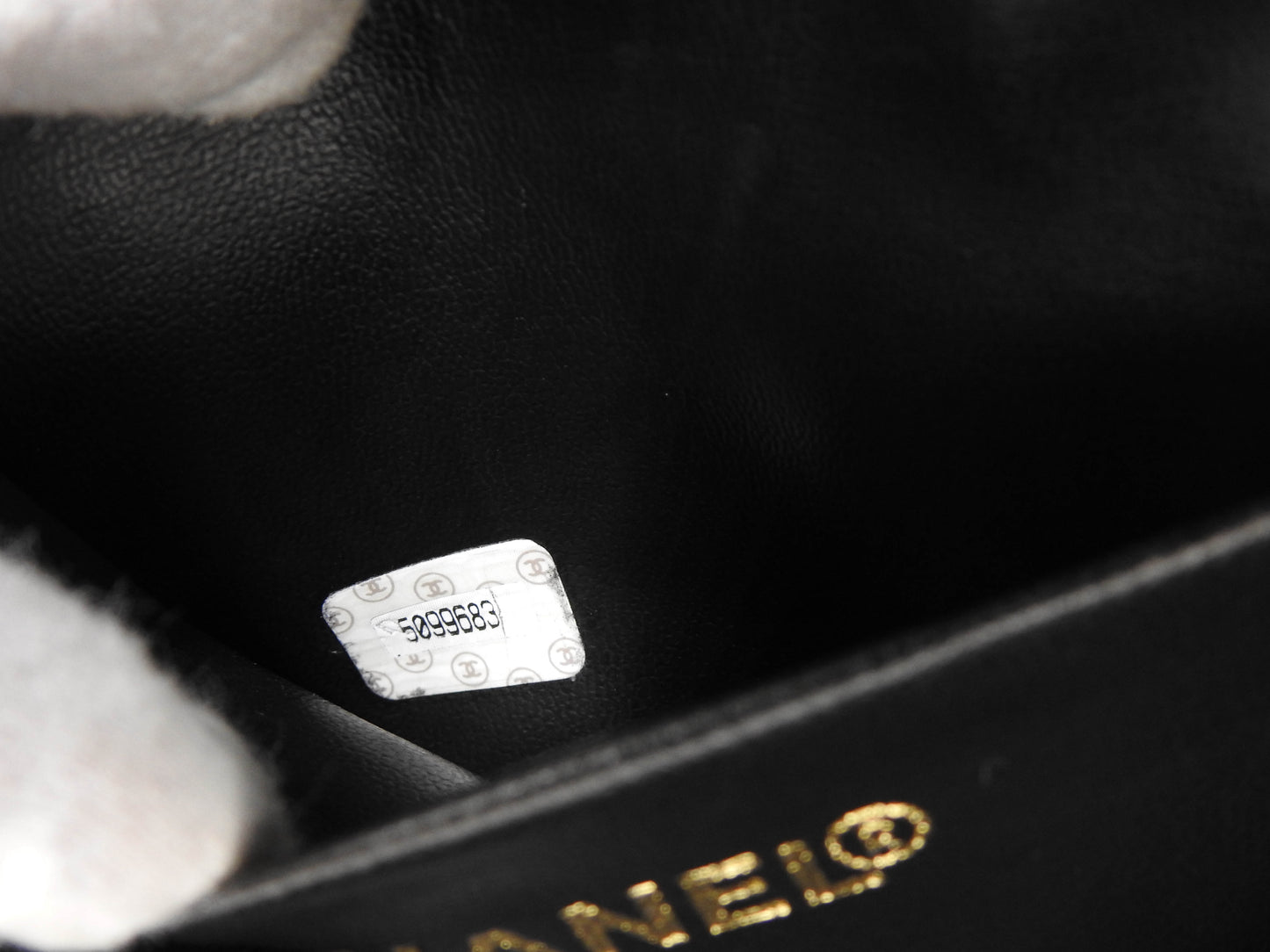 CHANEL CC Vanity Bag Cosmetic Pouch Caviarskin Leather Black Gold A08090