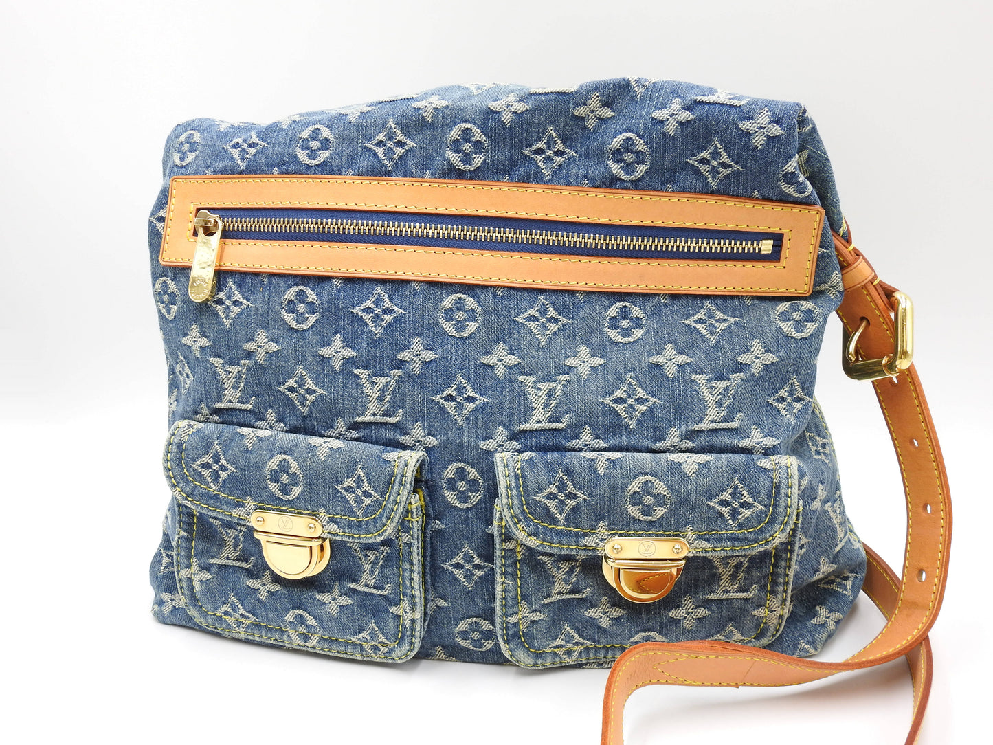 LOUIS VUITTON Baggy GM Monogram Denim Crossbody Shoulder Bag Blue M95048