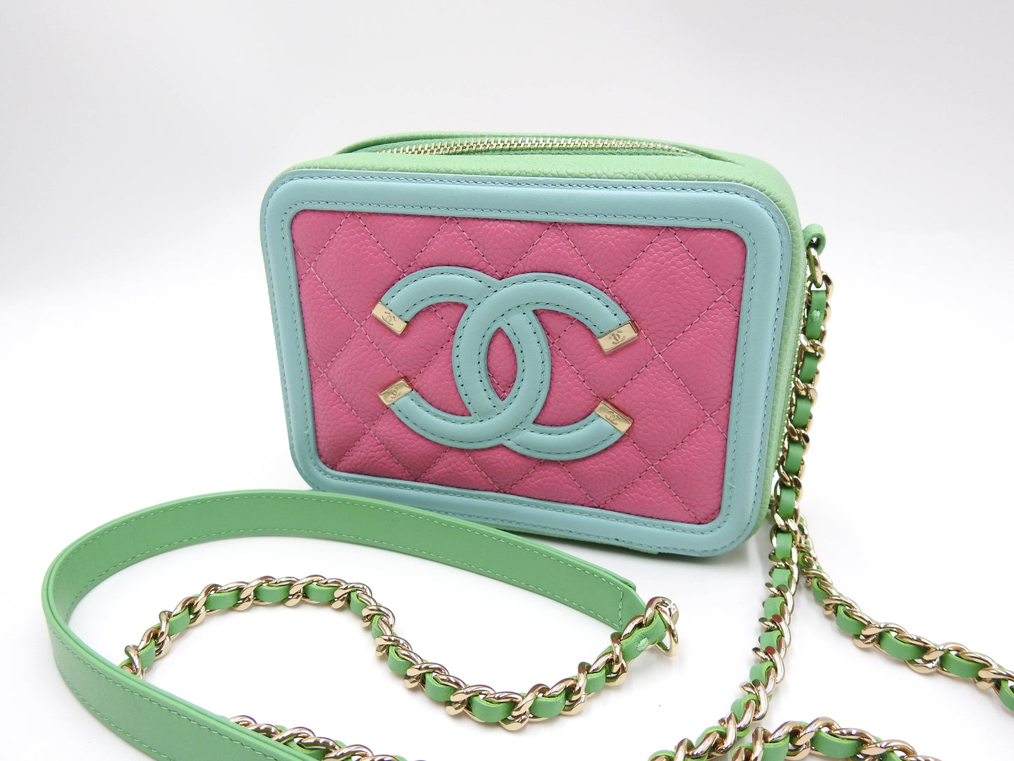 Chanel CC Filigree Crossbody Chain Shoulder Vanity Bag Caviarskin A84452