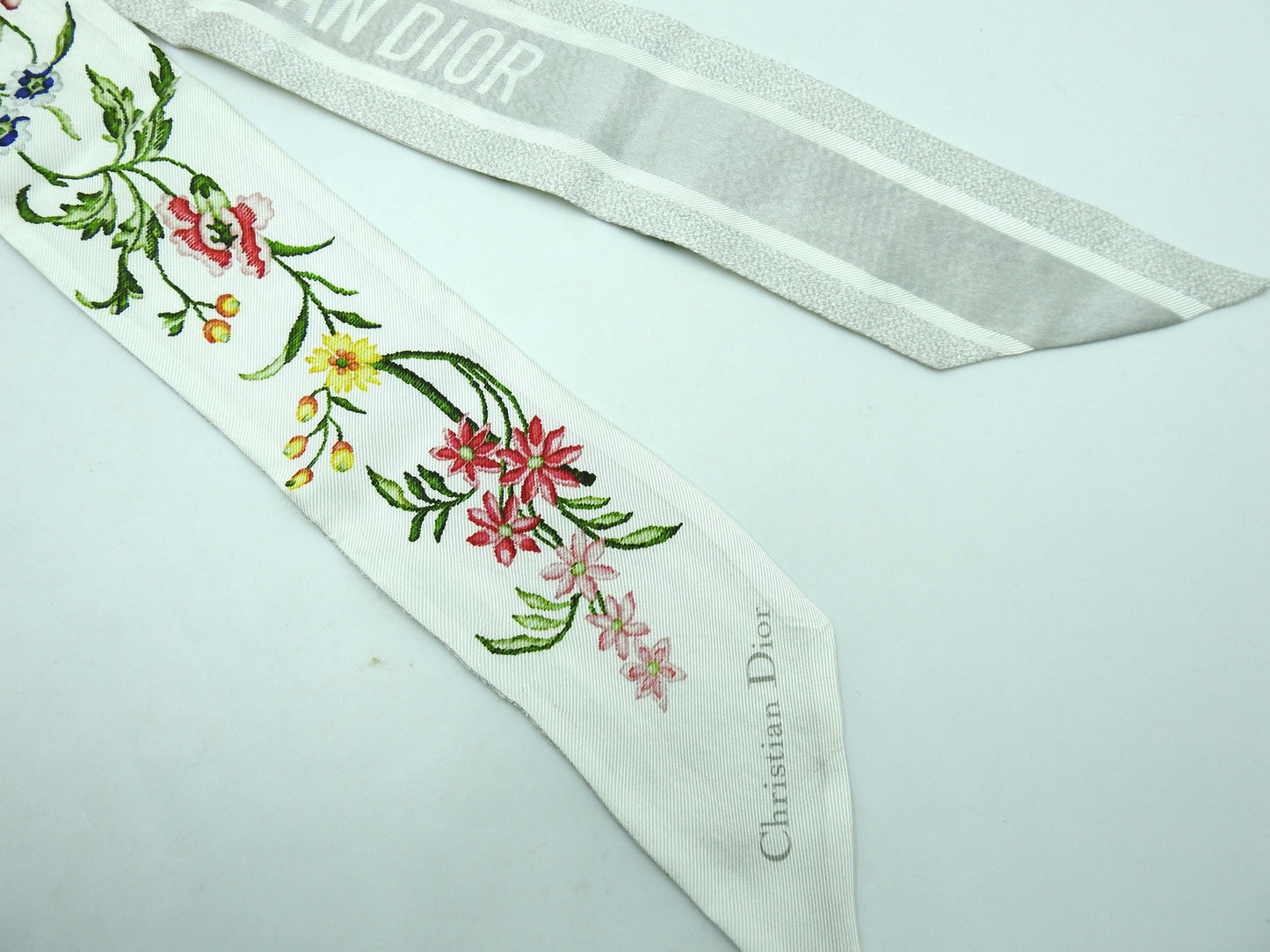 CHRISTIAN DIOR Mitzah Bandeau Scarf 100% Silk Gray White 32FLE106I602