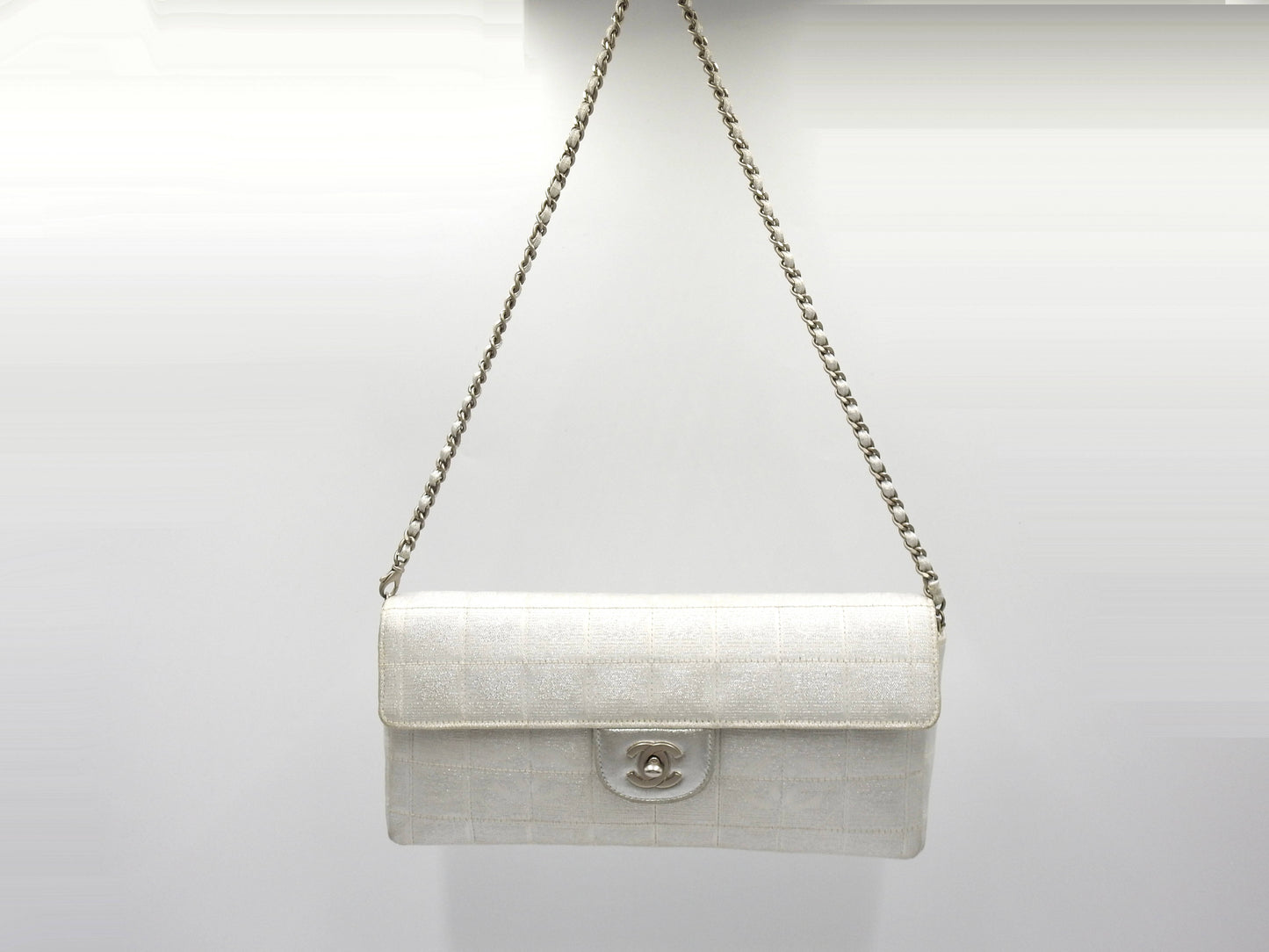 CHANEL New Travel Line Chocolate Bar Chain Shoulder Bag Silver A15316