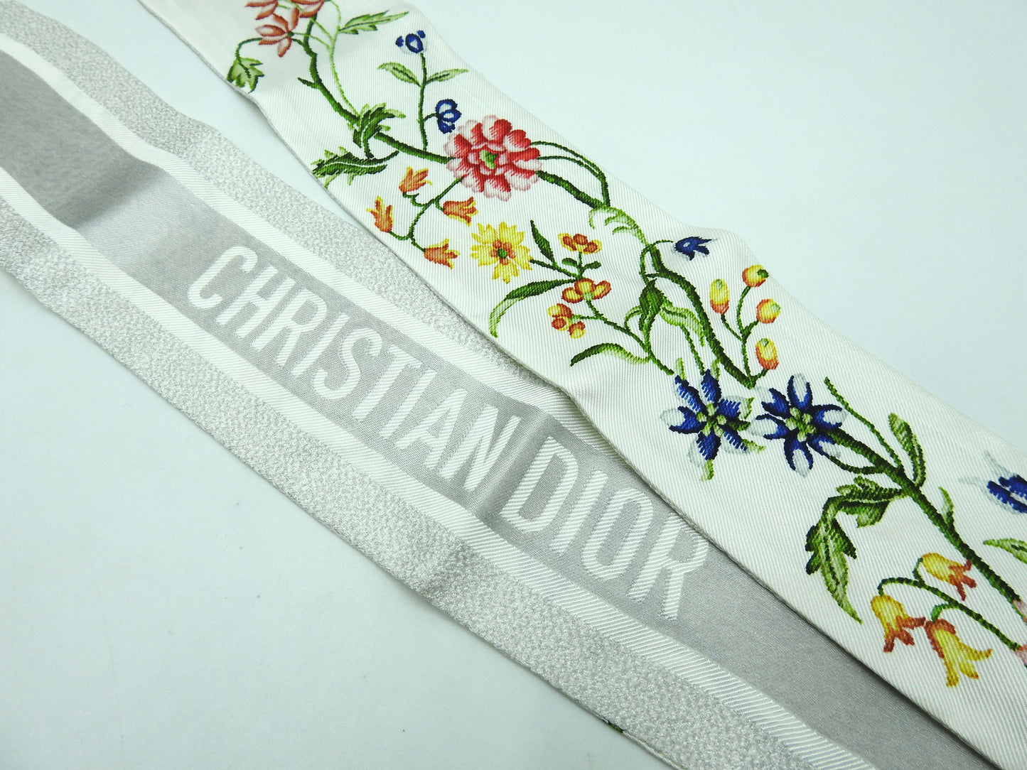 CHRISTIAN DIOR Mitzah Bandeau Scarf 100% Silk Gray White 32FLE106I602