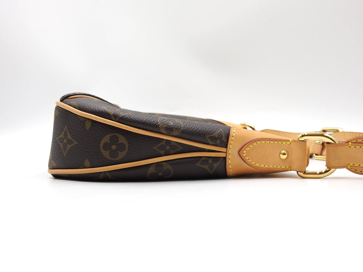 LOUIS VUITTON Themes PM Monogram Shoulder Bag M56384