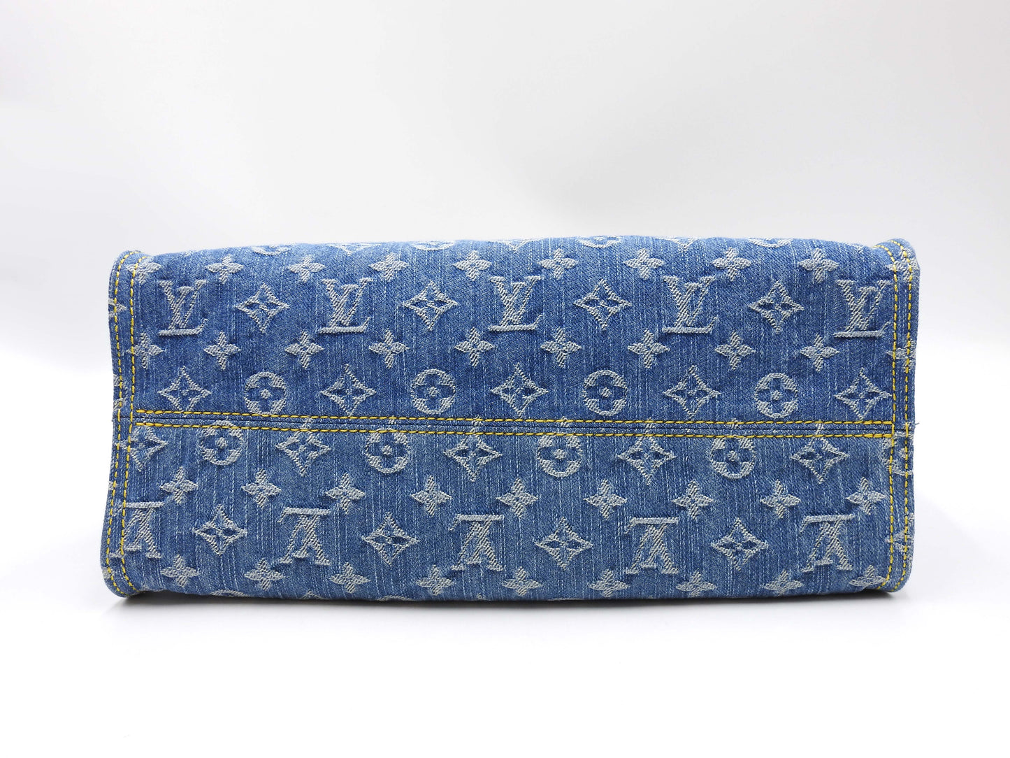 LOUIS VUITTON LV Remix Monogram Denim OnTheGo MM Shoulder Tote Bag M46871