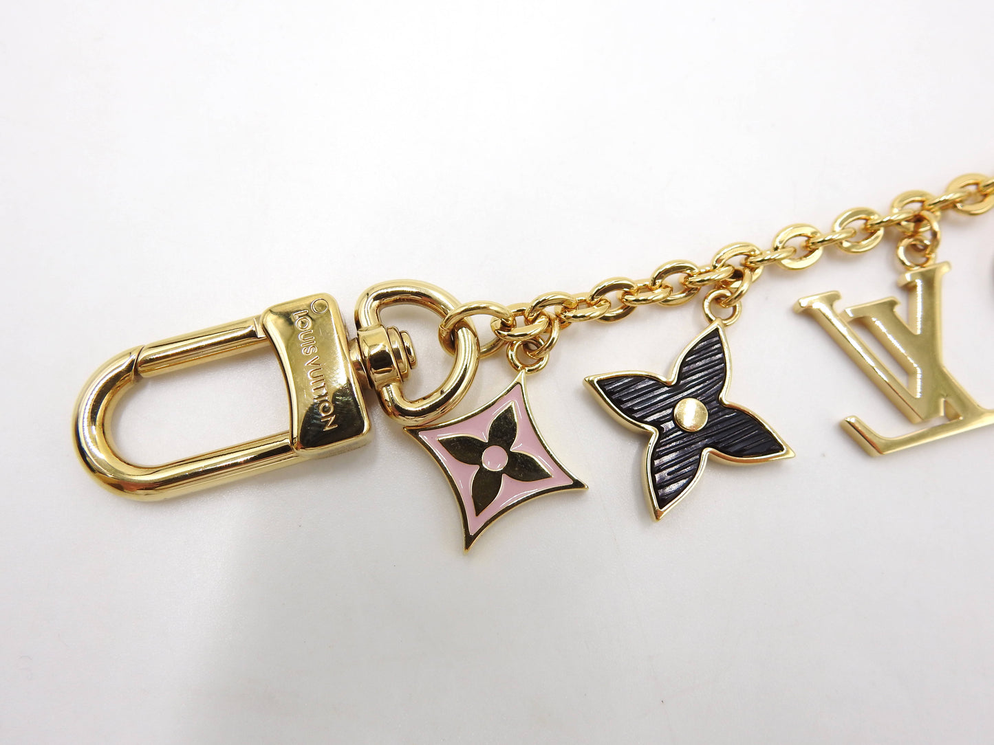 LOUIS VUITTON Spring Street Chain Bag Charm Key Holder Gold M01188