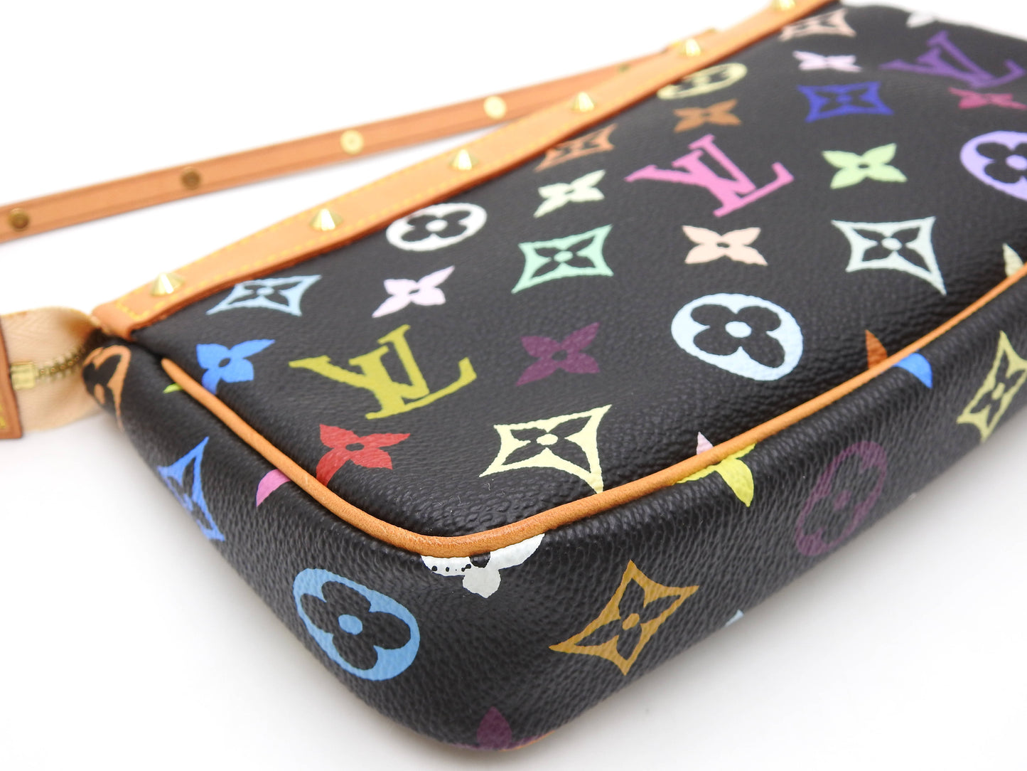 LOUIS VUITTON Pochette Accessories Pouch Monogram Multicolor Noir M92648