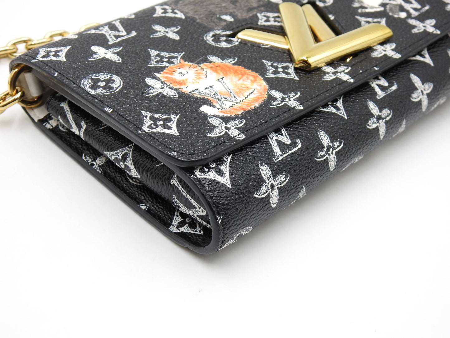 LOUIS VUITTON Monogram Catogram Portefeuil Twist Chain Wallet Bag M63888