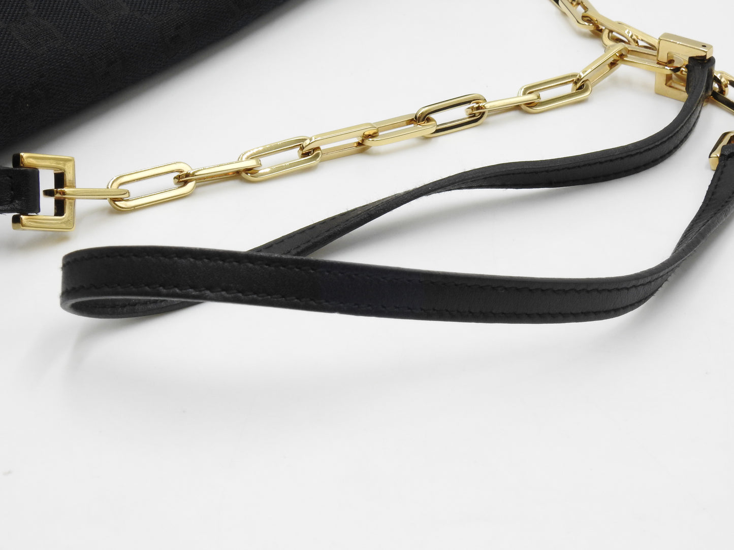 GUCCI GG Canvas Tiger Head Shoulder Bag Black Gold Hardware 001.4113