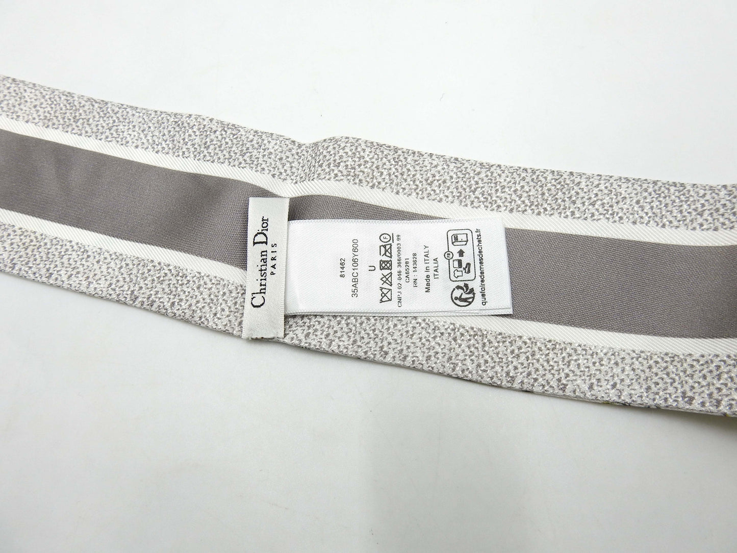 Auth CHRISTIAN DIOR Mitzah Bandeau Scarf 100% Silk Gray White 35ABC106Y60