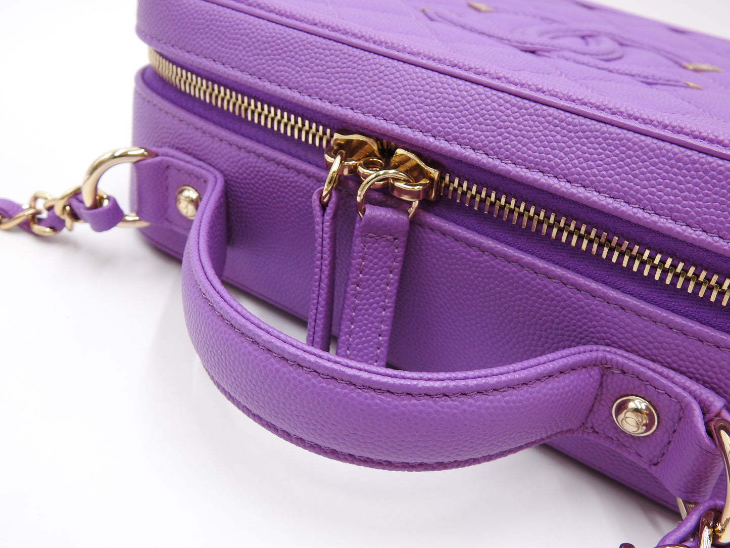 CHANEL CC Filigree Matelasse Shoulder Vanity Bag Caviarskin Purple A93343