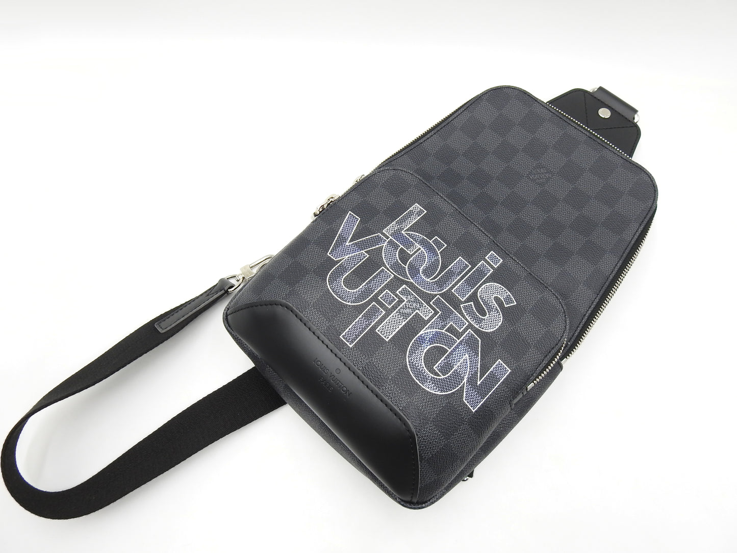 LOUIS VUITTON Damier Graphite LV Logo Avenue Sling Bag N40274