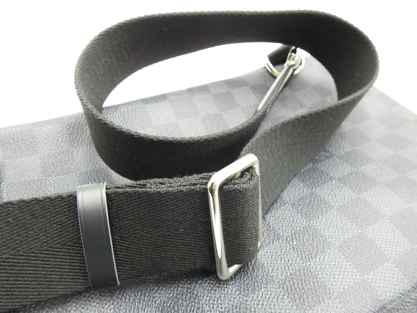 LOUIS VUITTON Damier Graphite LV Logo Avenue Sling Bag N40274