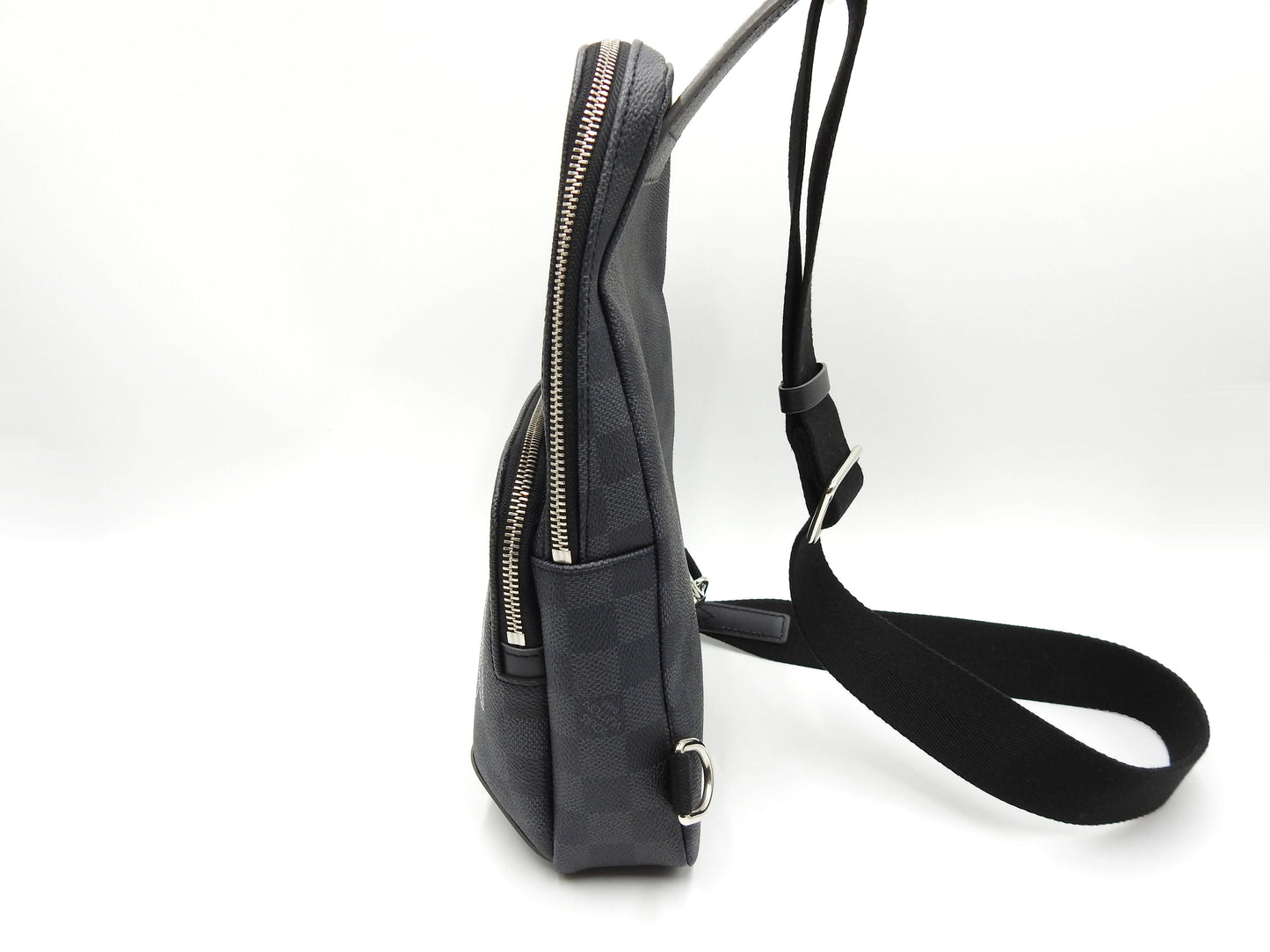 LOUIS VUITTON Damier Graphite LV Logo Avenue Sling Bag N40274
