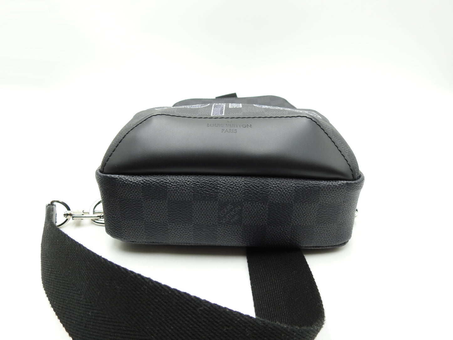 LOUIS VUITTON Damier Graphite LV Logo Avenue Sling Bag N40274