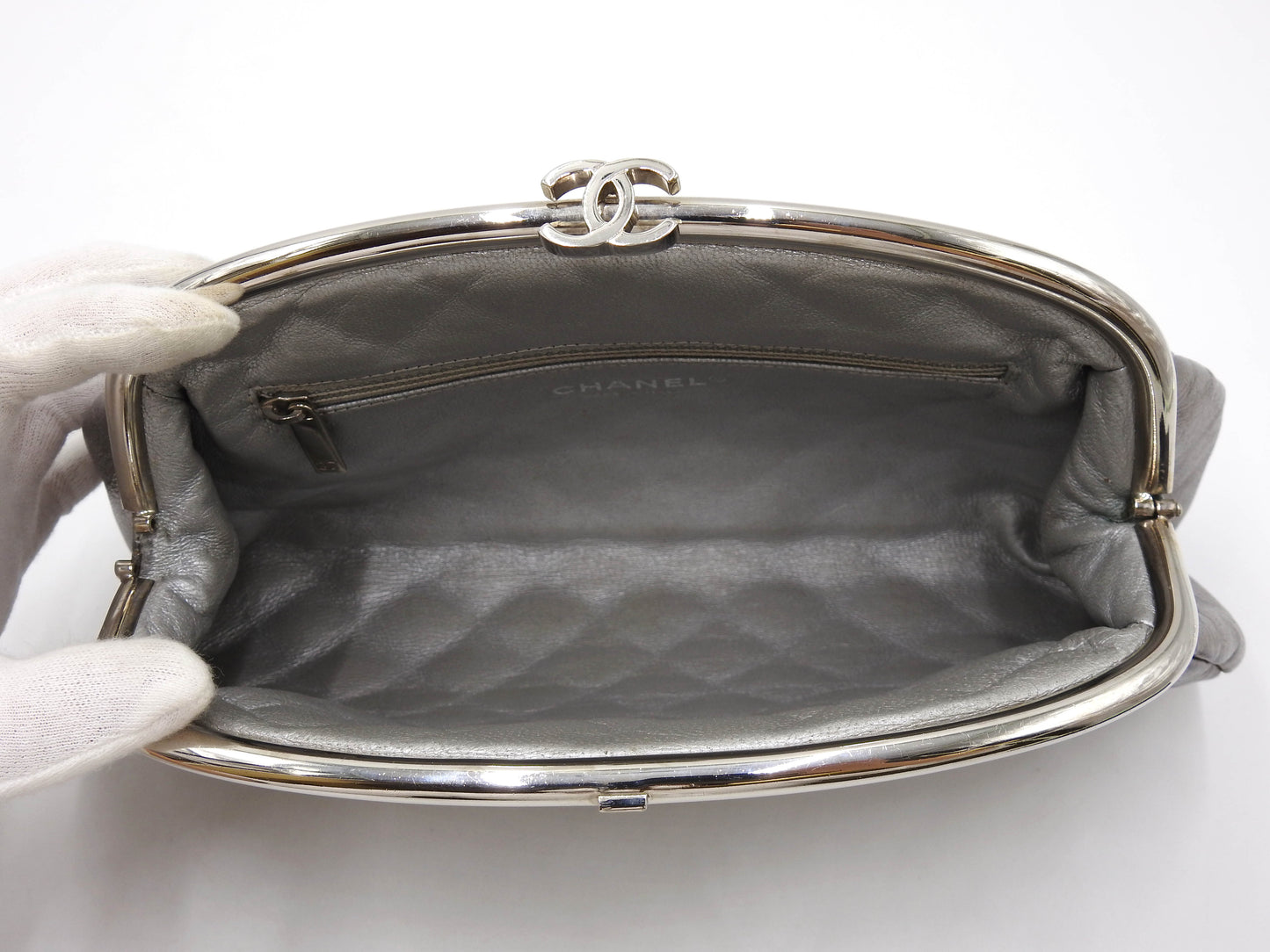 CHANEL CC Matelasse Kiss Lock Timeless Clutch Hand Bag Lambskin Silver