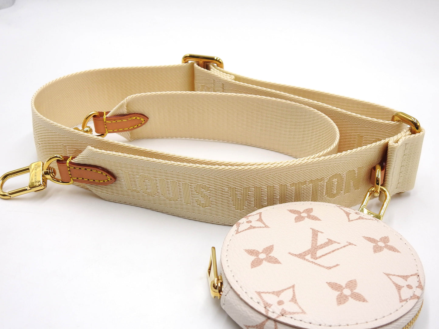 LOUIS VUITTON Monogram Dune Onthego PM Tote Shoulder Bag Ivory M24533