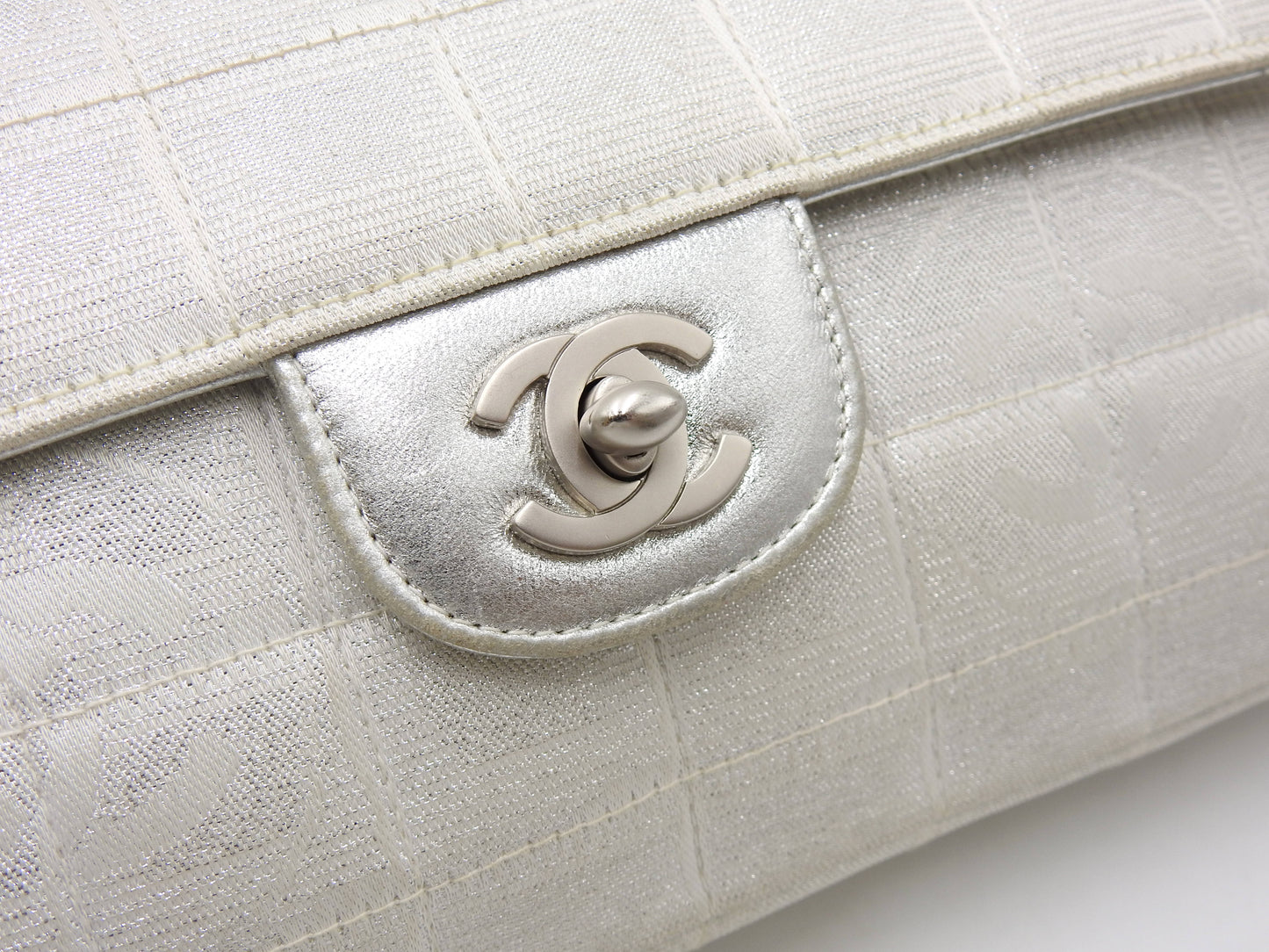 CHANEL New Travel Line Chocolate Bar Chain Shoulder Bag Silver A15316