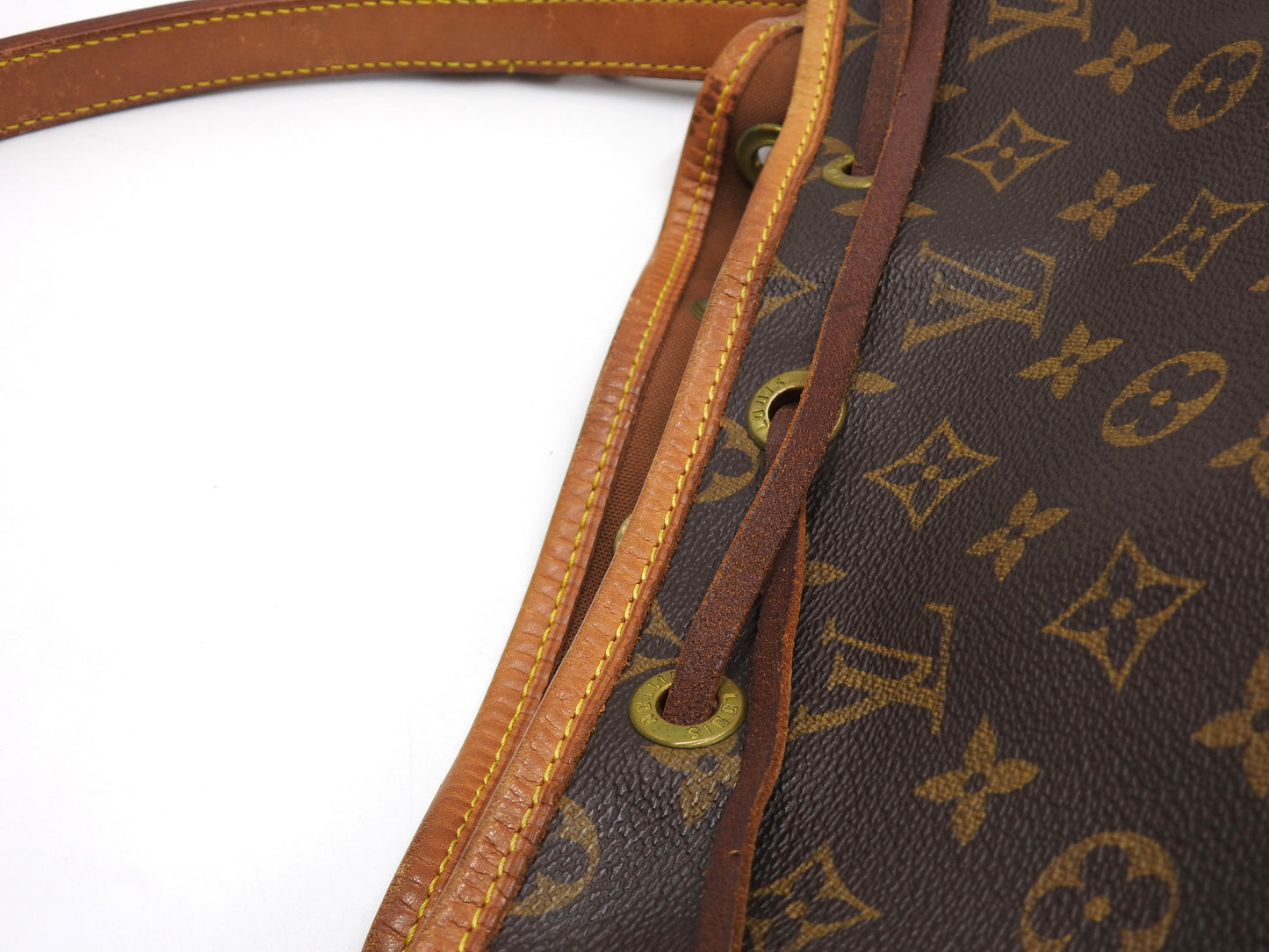 LOUIS VUITTON Noe Monogram Shoulder Bag Hand Bag M42224