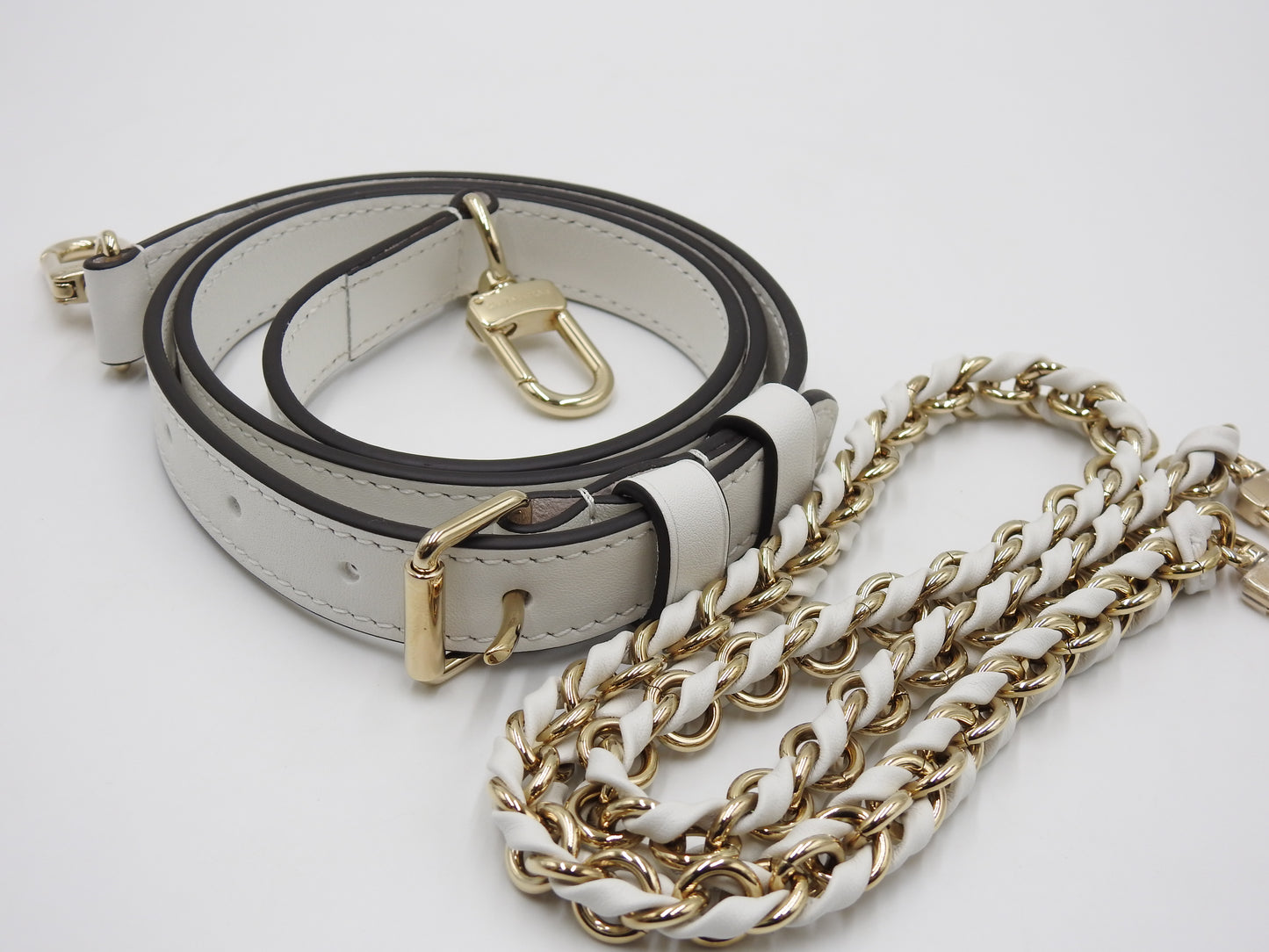 LOUIS VUITTON Monogram OnTheGo East West Shoulder Hand Bag White M11274