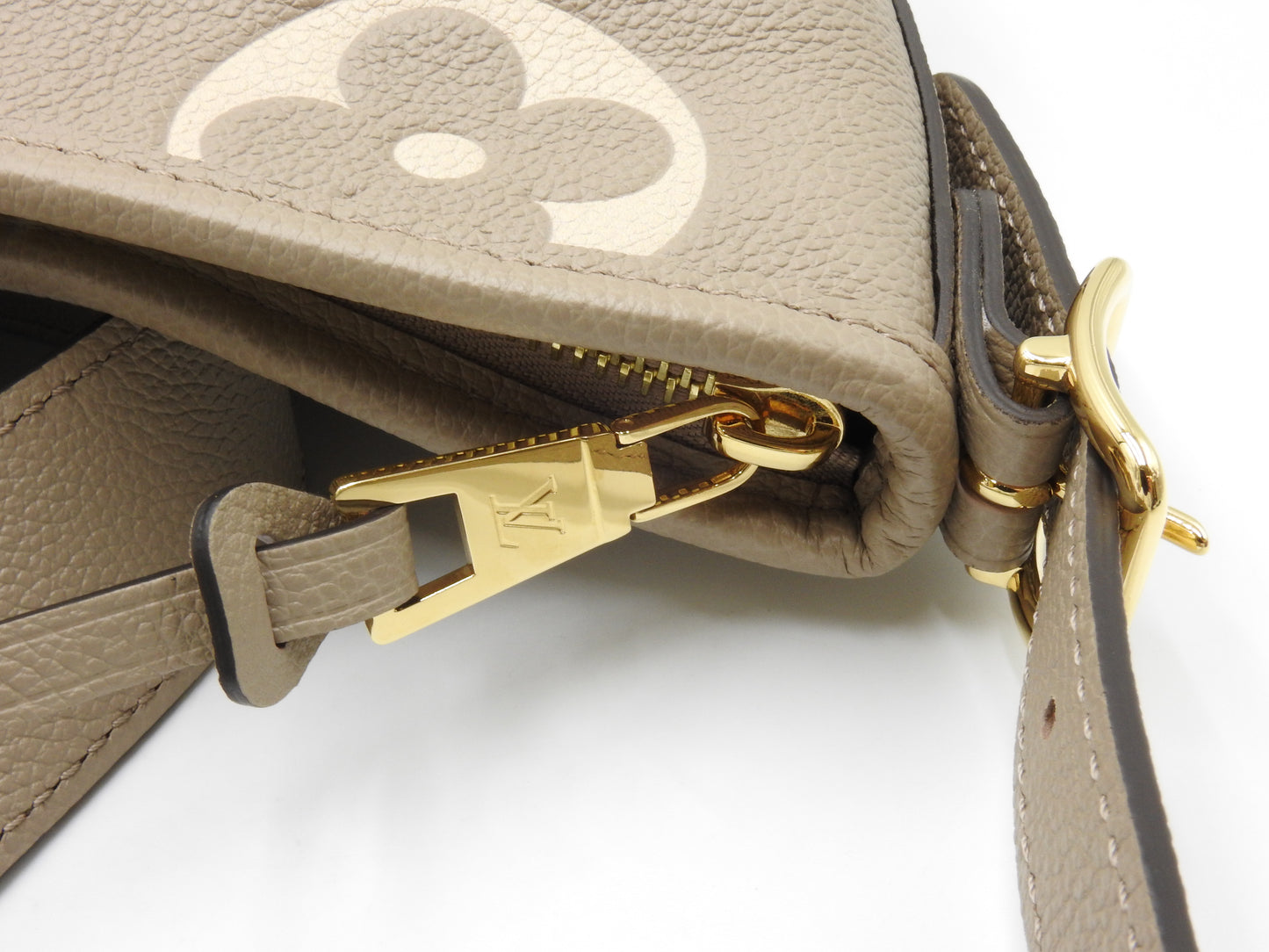 LOUIS VUITTON Monogram Empreinte Carryall Zip NM PM Dove Cream M47180