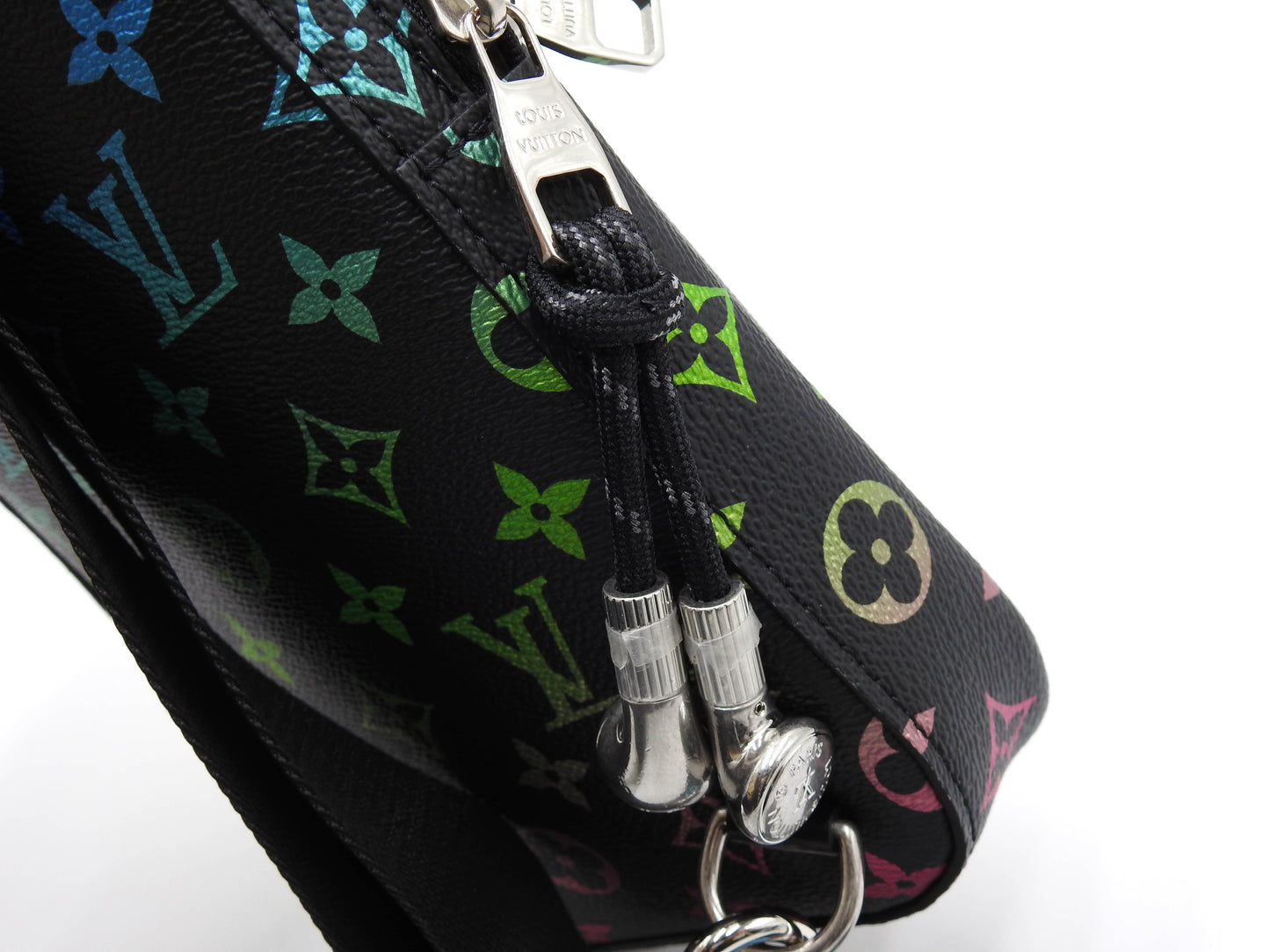 LOUIS VUITTON Monogram Iridescent Gradient Avenue Sling Shouler Bag M13936