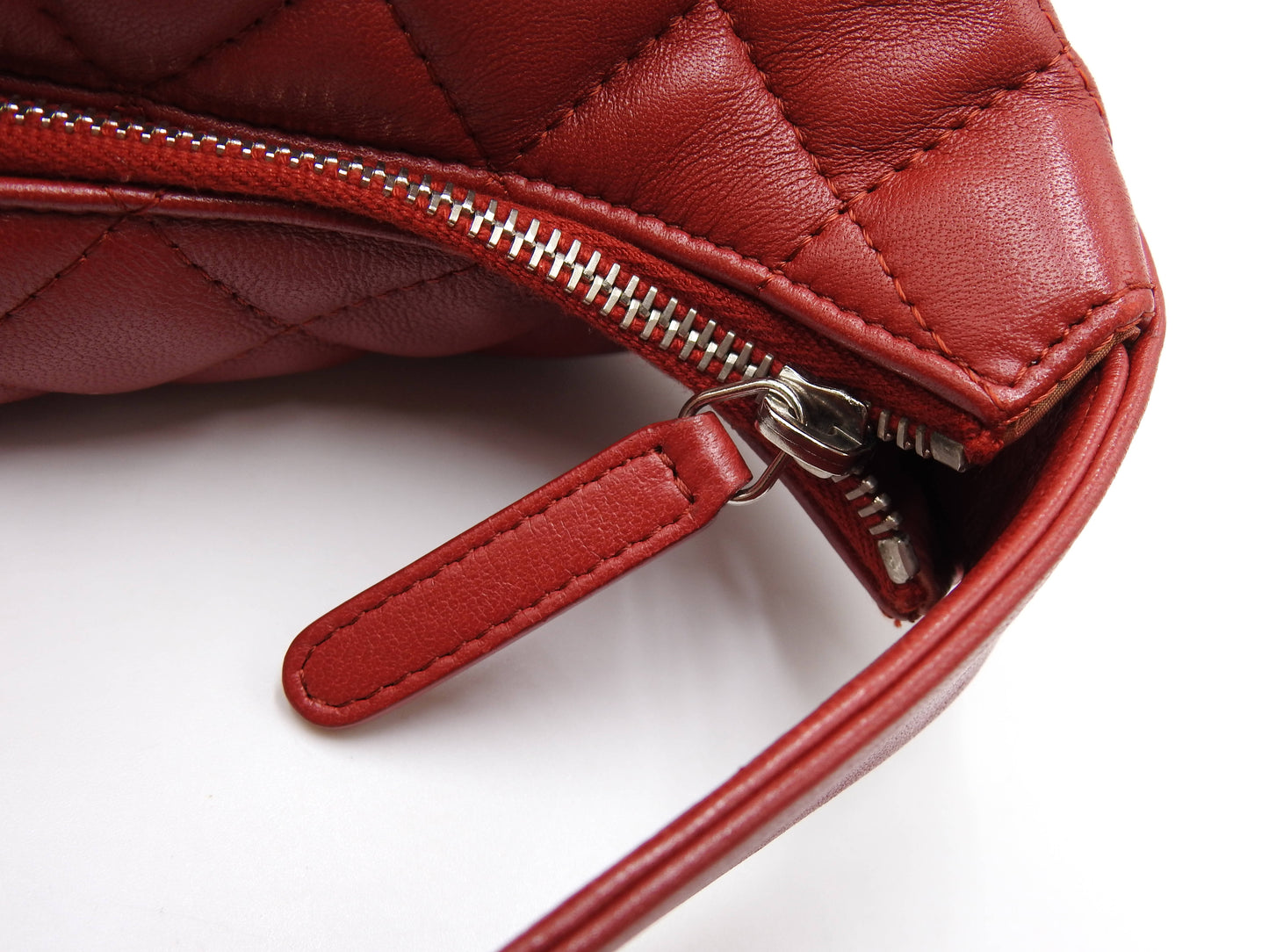 CHANEL CC Matelasse Hobo Shoulder Hand Bag Lambskin Red A69264