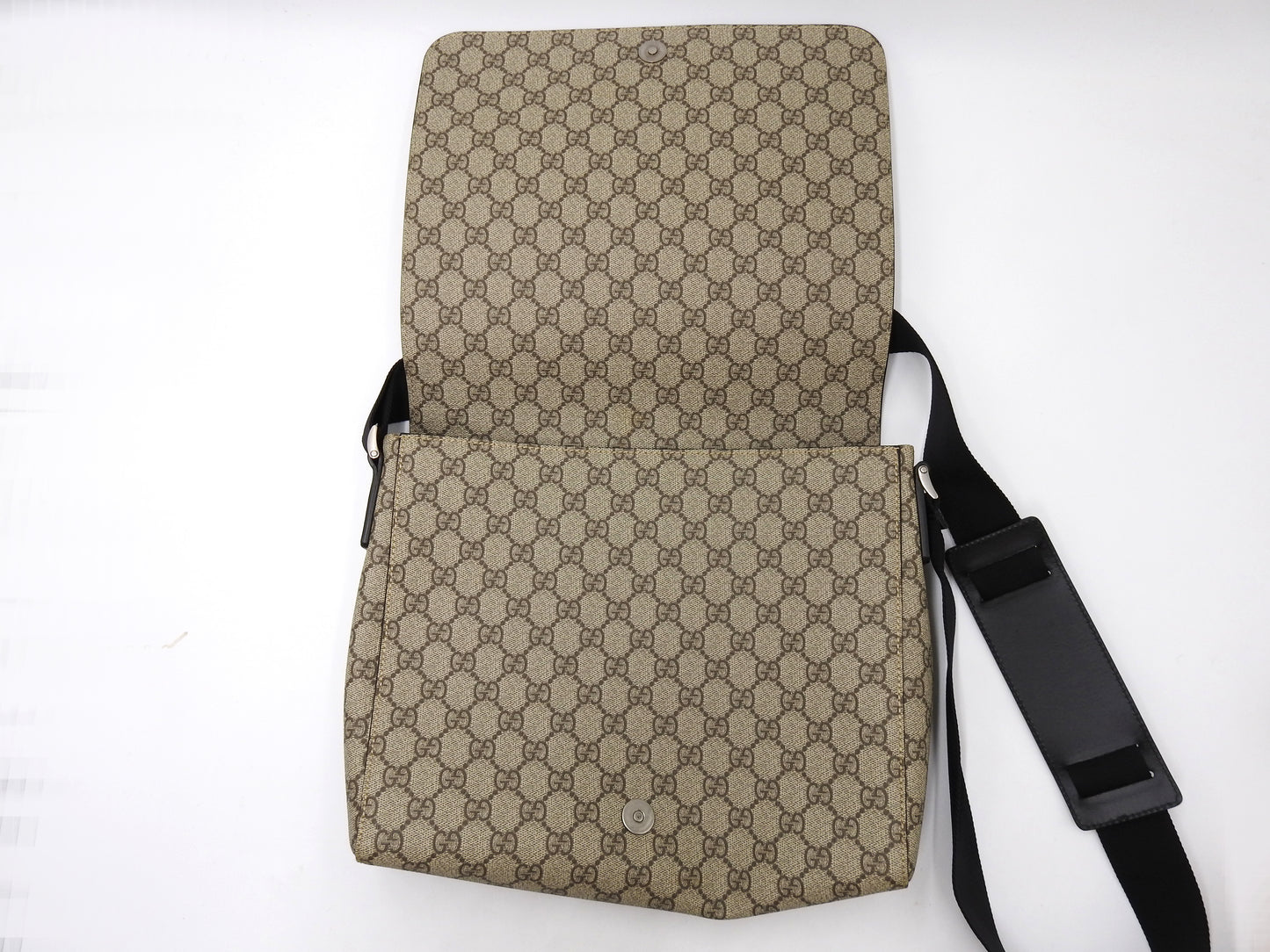 GUCCI GG Supreme Sherry Web Messenger Shoulder Bag Monogram Beige 475432