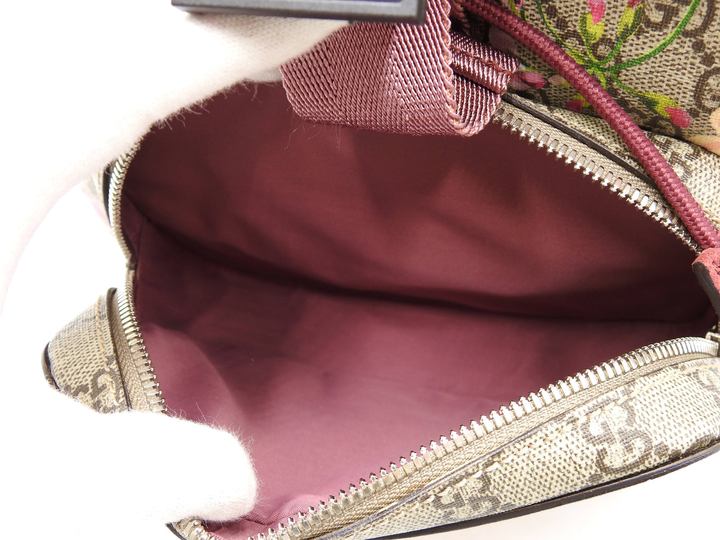 GUCCI GG Blooms Supreme Backpack Bag PVC Pink Red Beige 410544