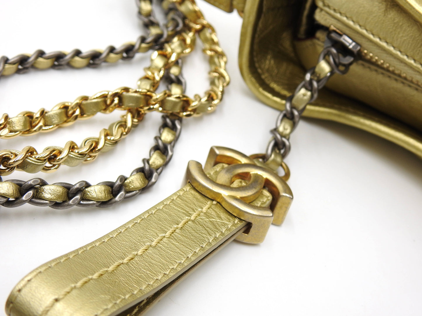 CHANEL Gabrielle De Small Hobo Chain Shoulder Bag Calfskin Gold A91810
