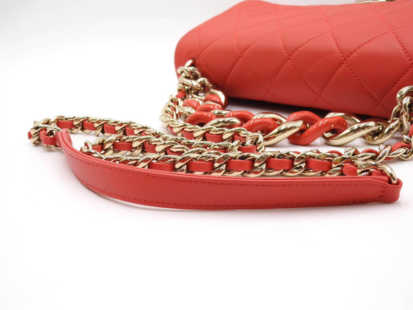 CHANEL CC Matelasse Chain Shoulder Bag Lambskin Leather Red Gold AS1354