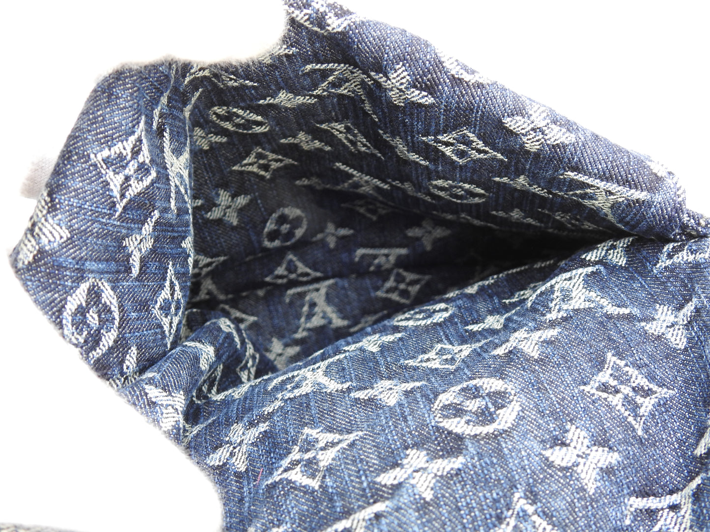 LOUIS VUITTON Daily GM Monogram Denim Shoulder Bag Blue M40493