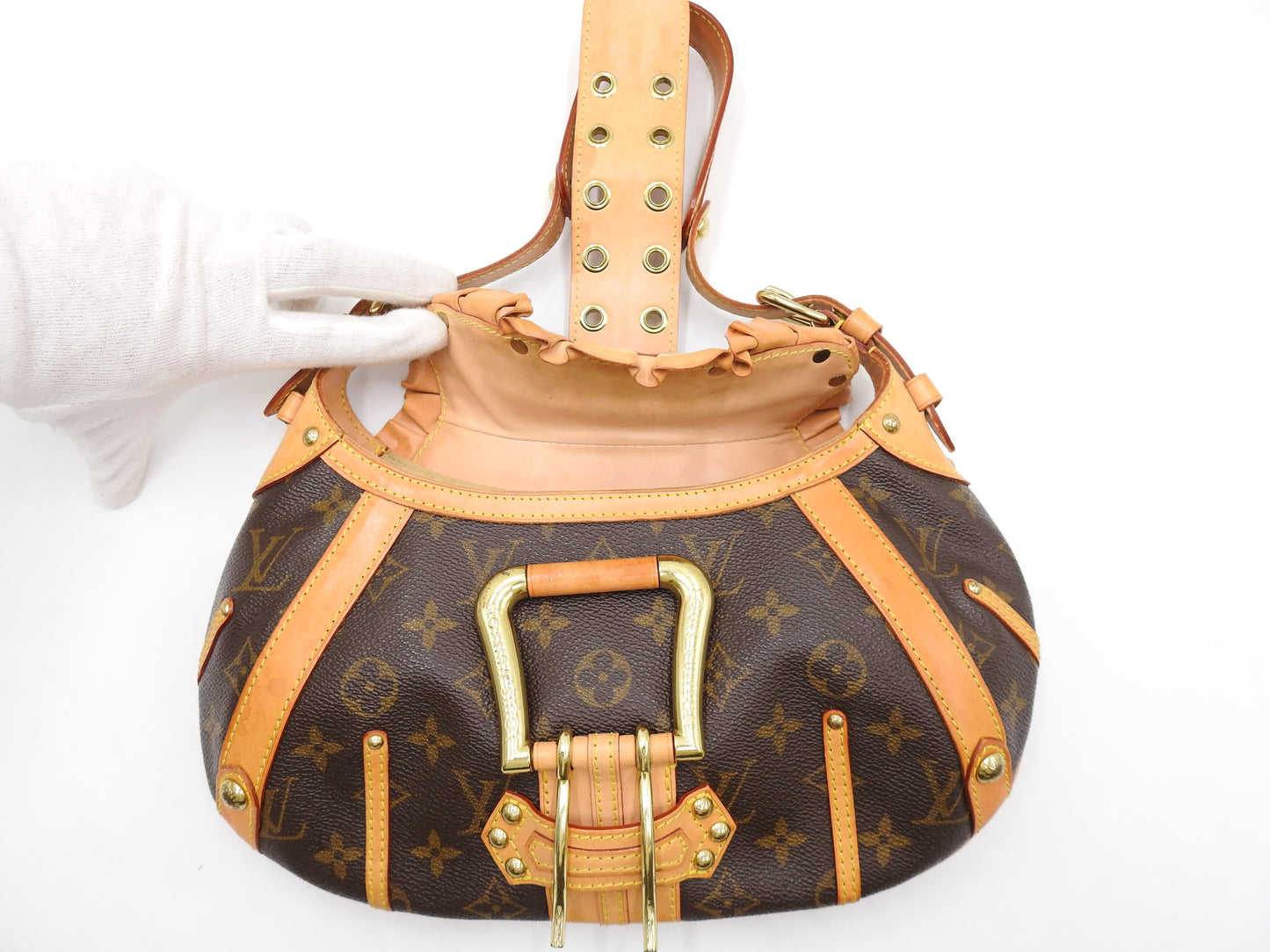 Louis Vuitton Leonor Monogram Shoulder Bag Canvas M92394