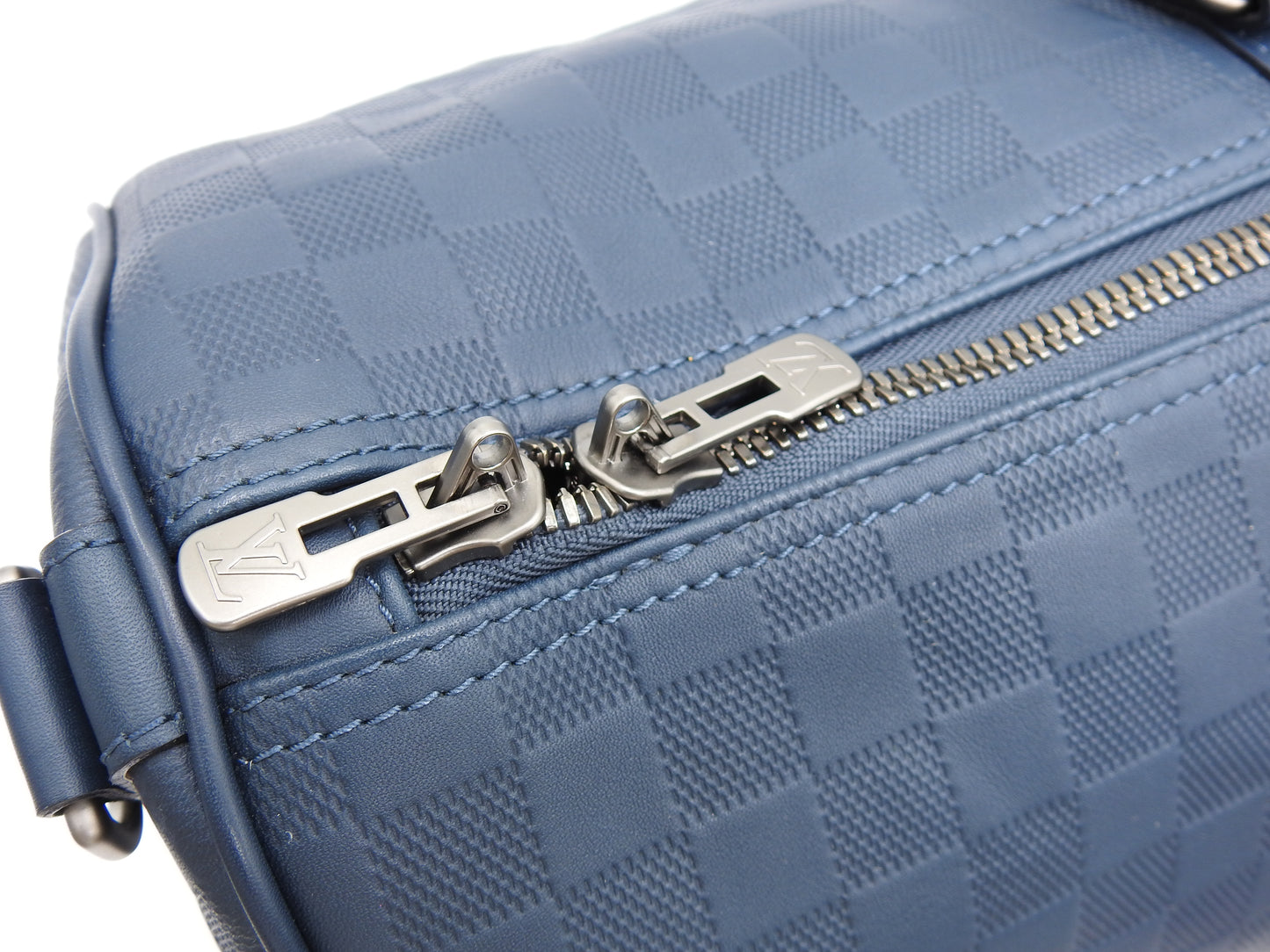 LOUIS VUITTON Damier Infini Keepall 45 Bandouliere Boston Bag Cosmos N41195