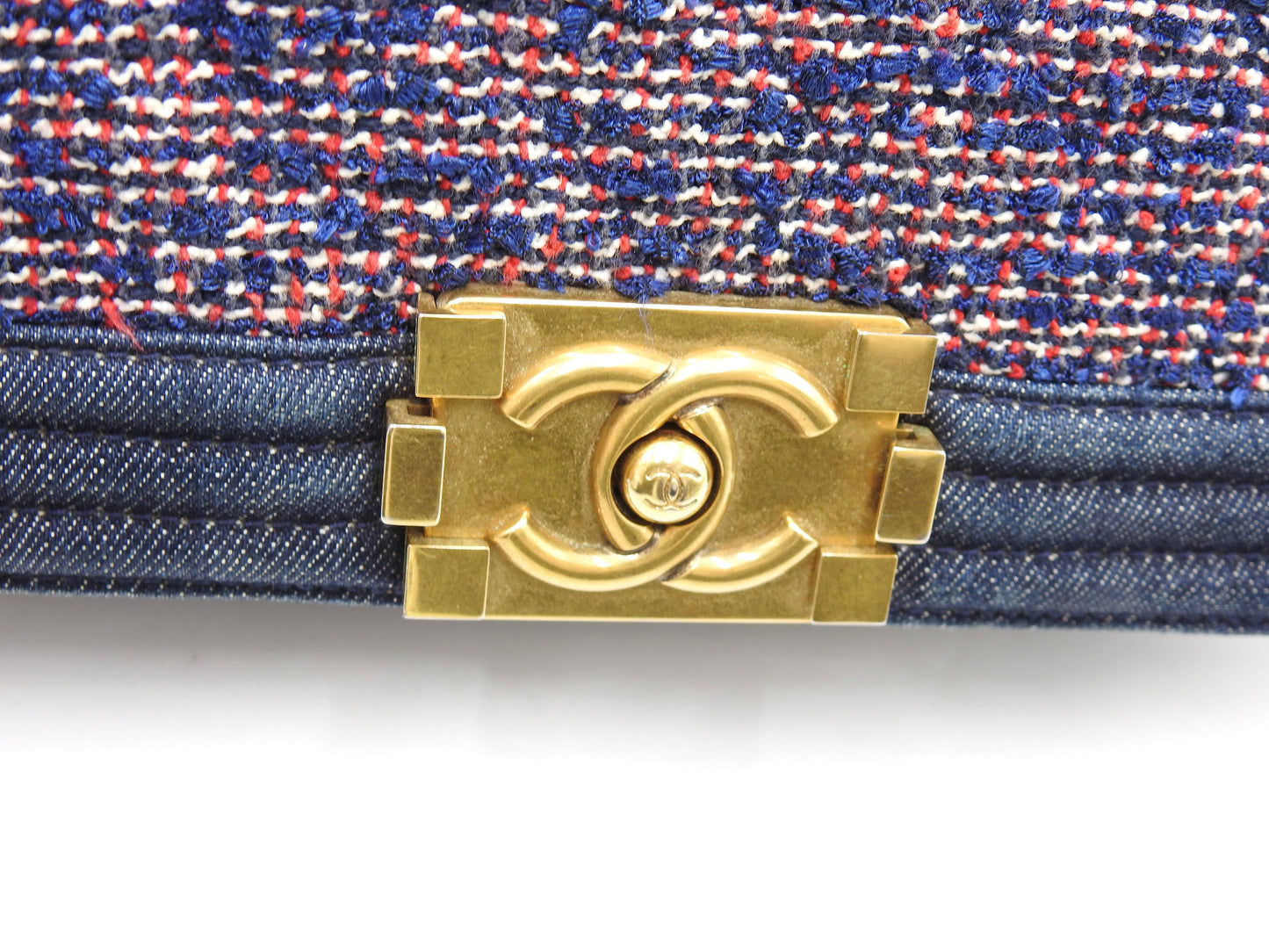 CHANEL Medium Boy Flap 25 Chain Shoulder Bag Denim Tweed Blue Gold A67086