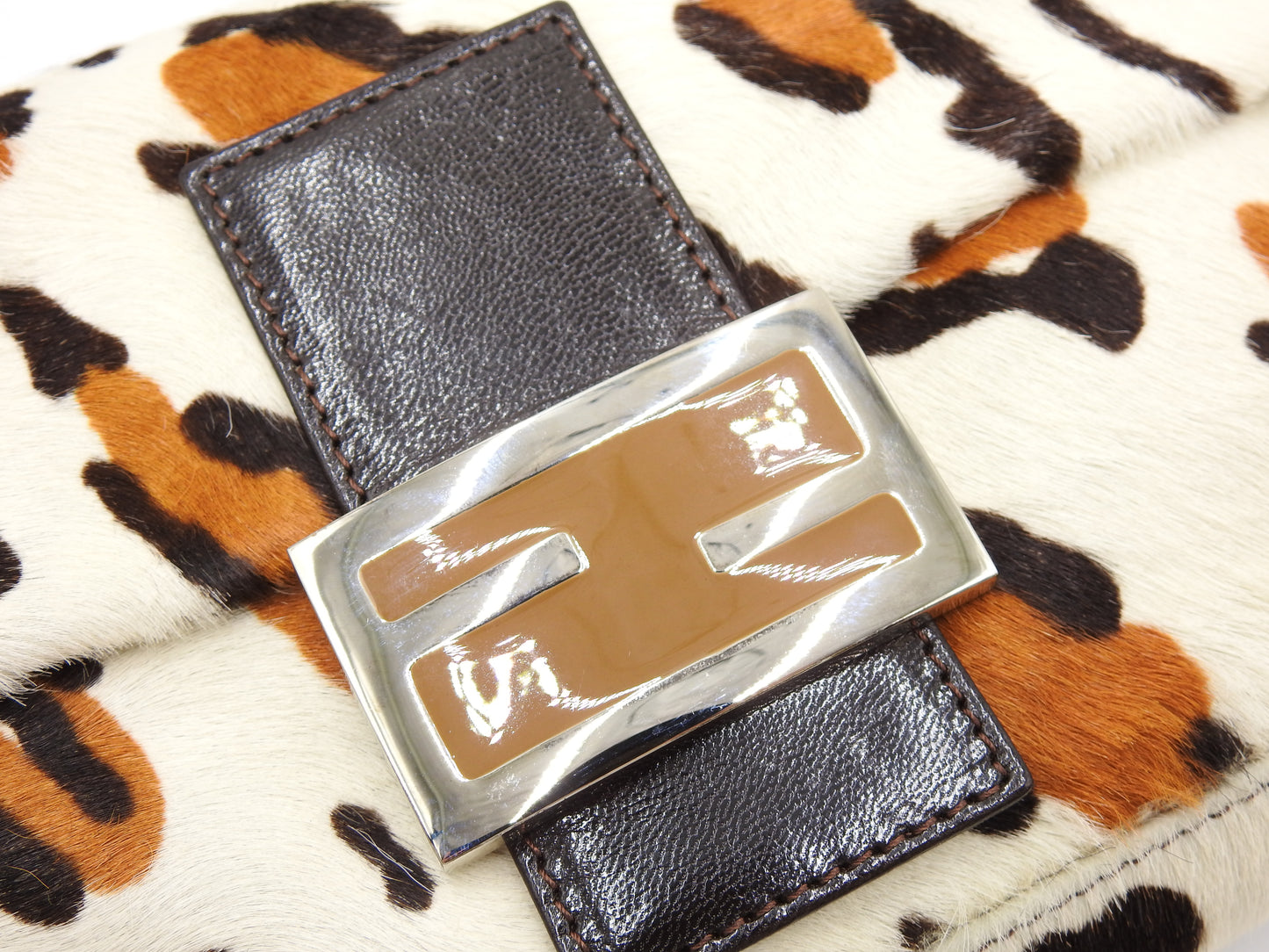 FENDI Leopard Mamma Baguette Shoulder Hand Bag Leather White Brown Silver