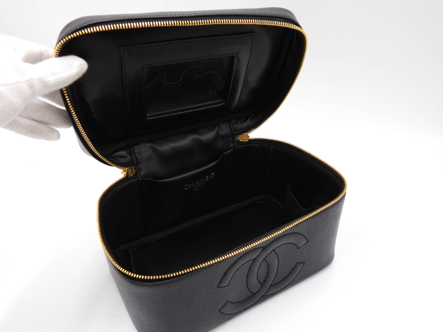 CHANEL CC Vanity Bag Cosmetic Pouch Caviarskin Leather Black Gold A08090