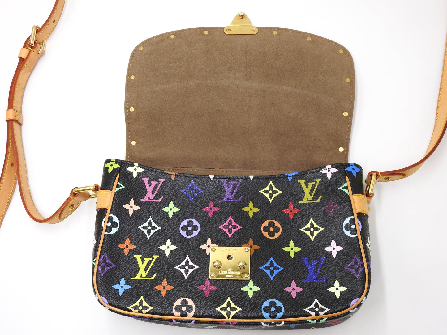 LOUIS VUITTON Sologne Shoulder Bag Monogram Multicolor Black M92639