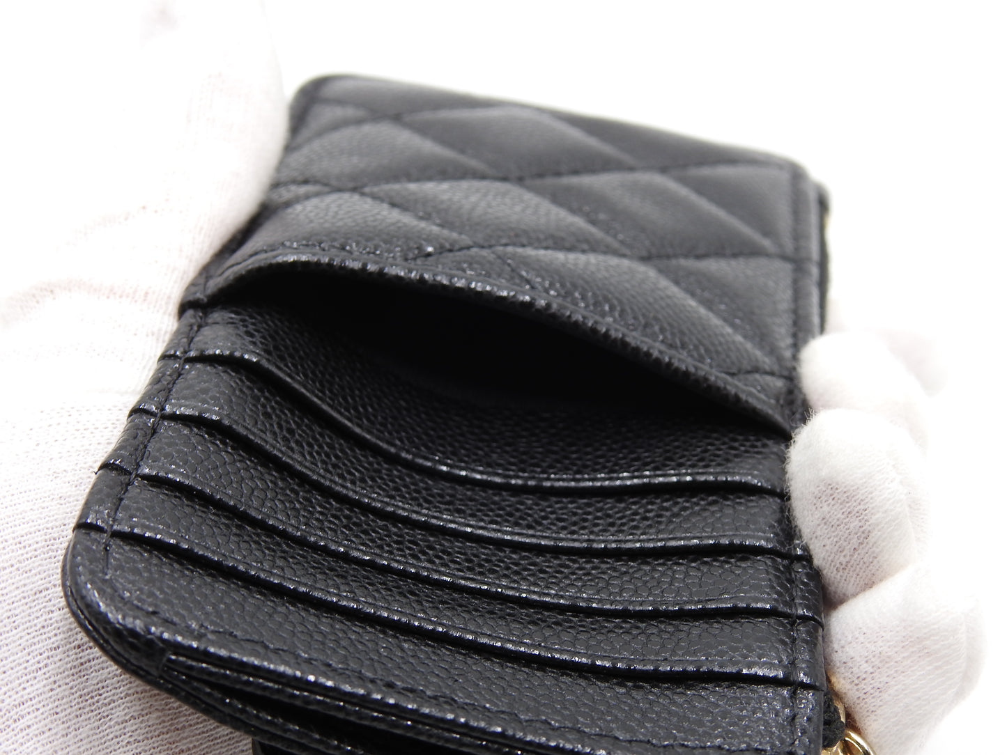 CHANEL CC Matelasse Zip Coin Purse Card Holder Case Caviarskin Black AP2570